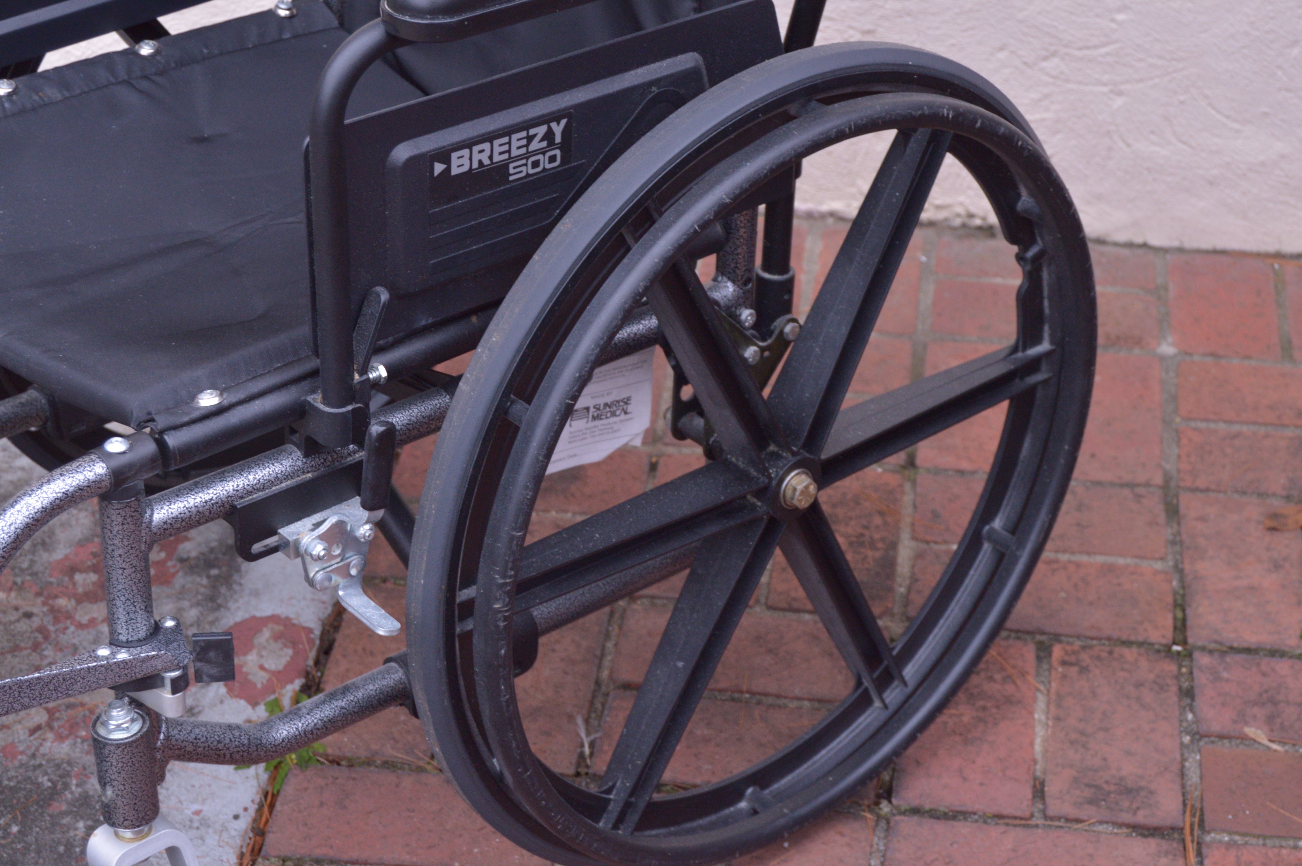 Breezy 500 Collapsible Wheel Chair EBTH