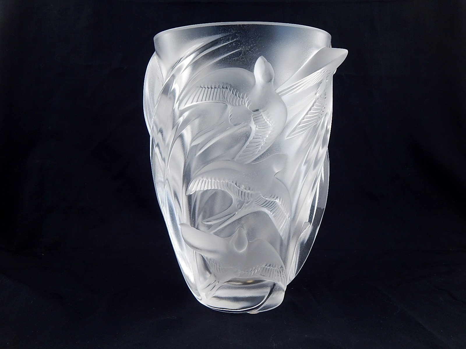 Large Signed Lalique Crystal Vase EBTH