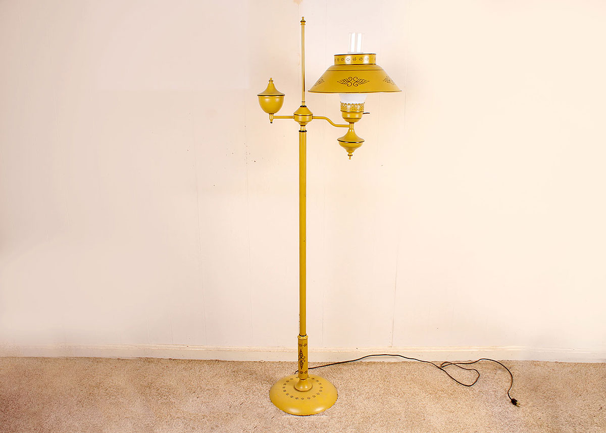 Vintage Yellow Metal Tole Floor Lamp EBTH