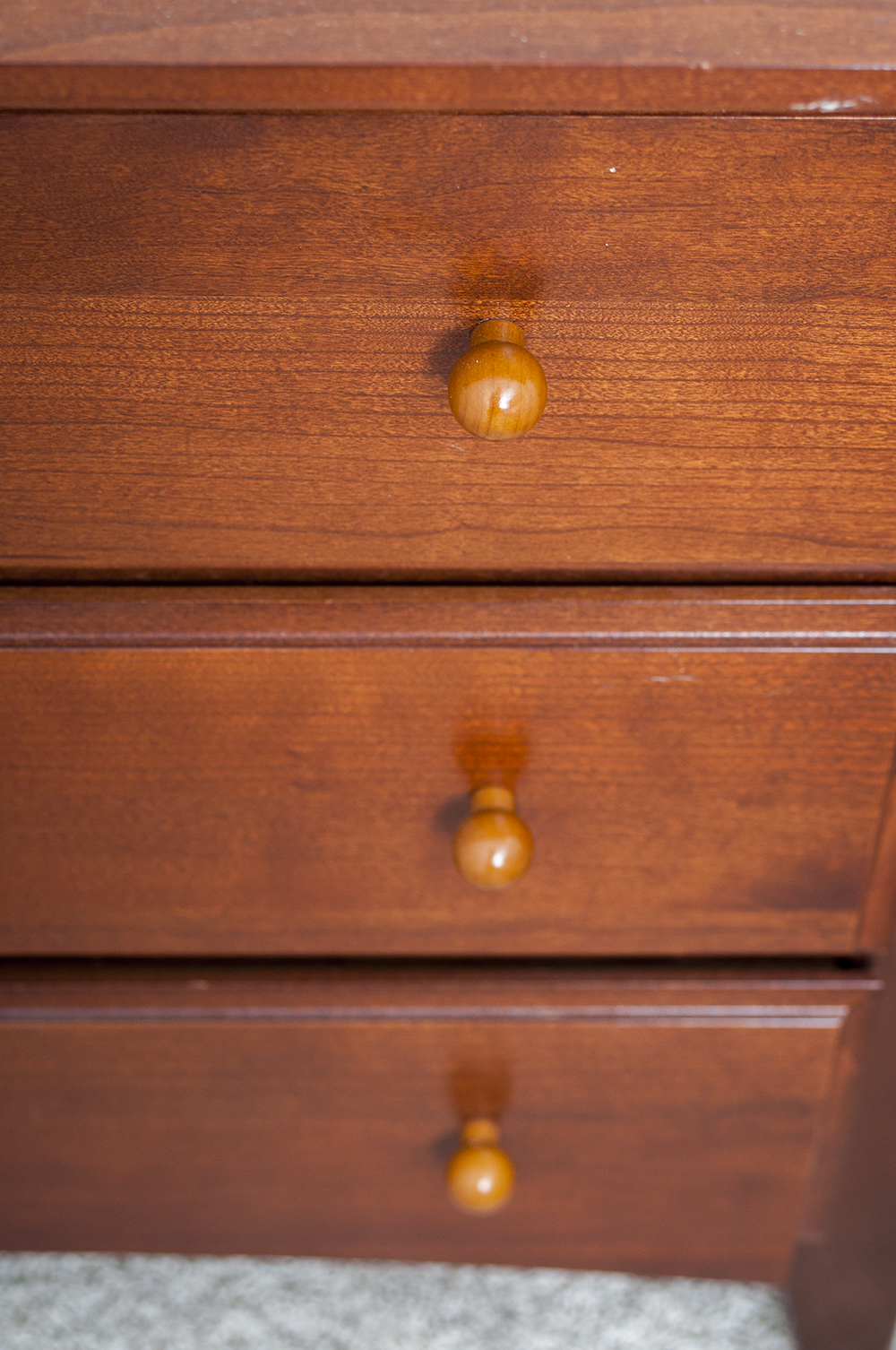 Thomasville Bridges Nightstand EBTH