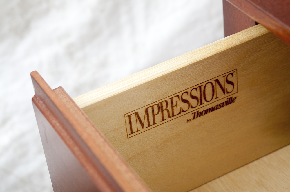 Thomasville Bridges Nightstand EBTH