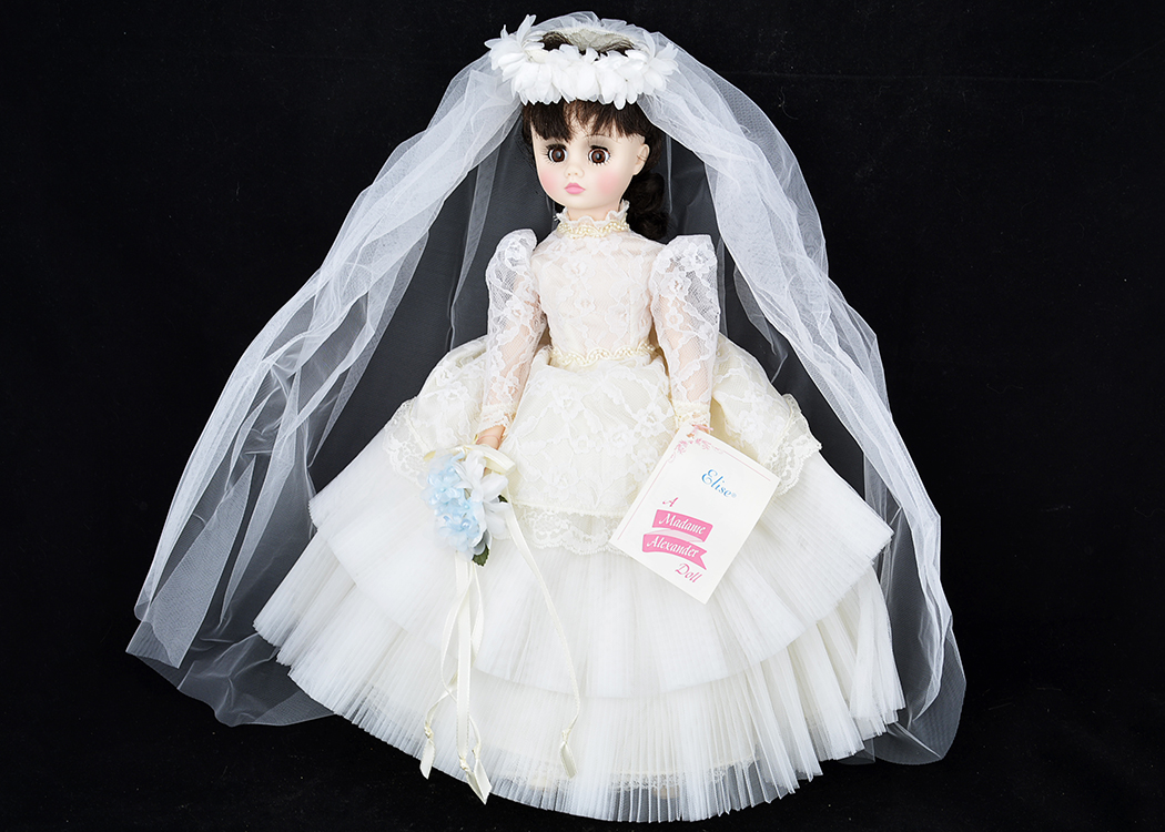 Vintage Madame Alexander "Elise Bride" Doll | EBTH