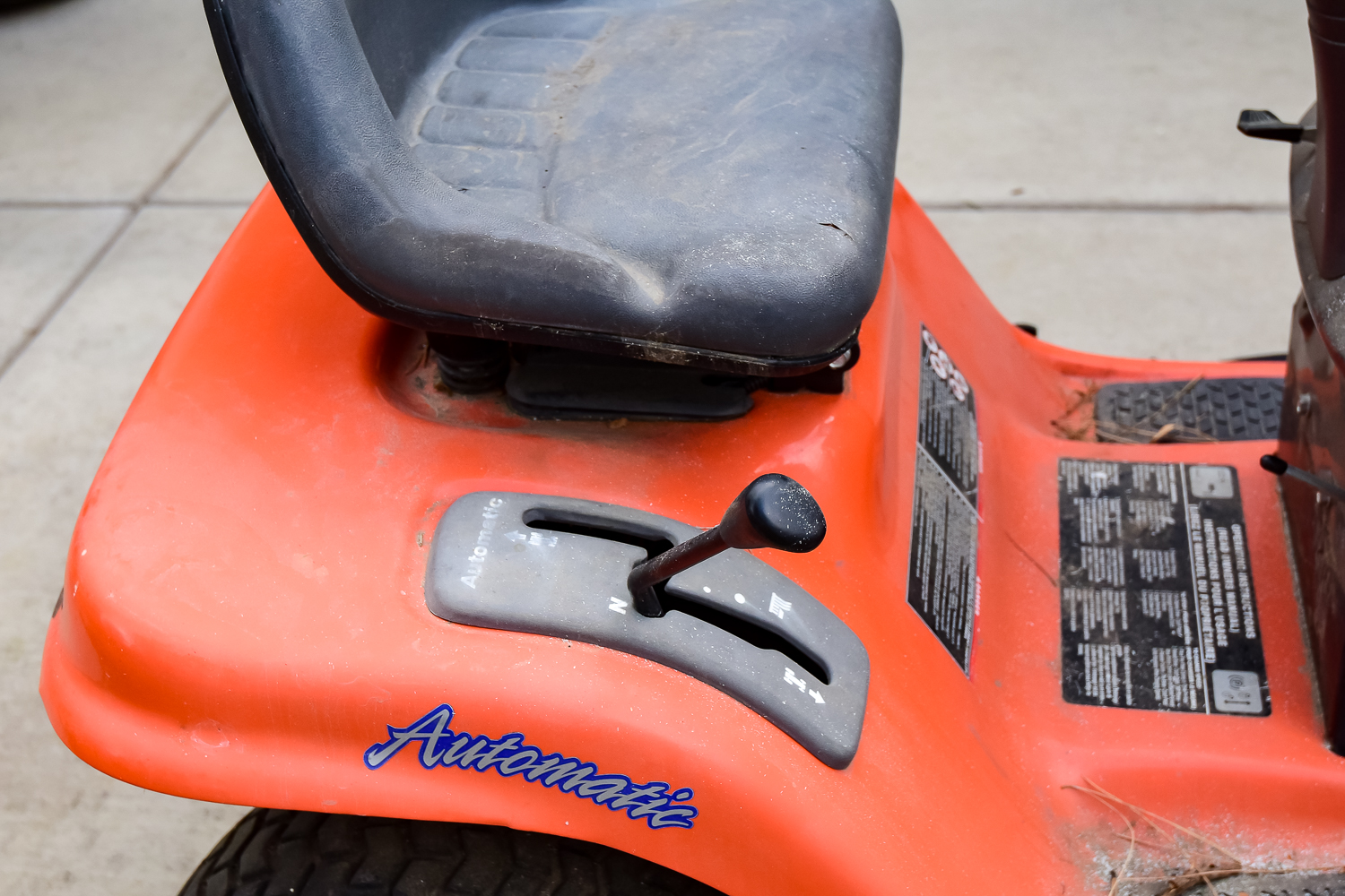 Husquarna LTH 130 Hydrostatic Automatic Riding Lawn Mower EBTH