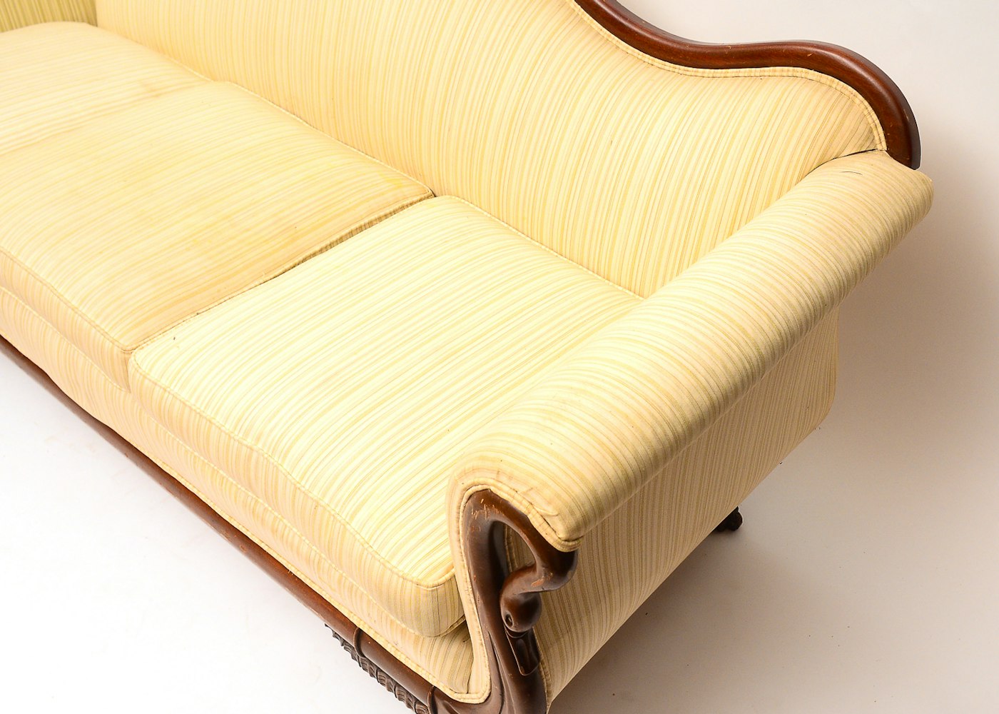 duncan phyfe leather sofa