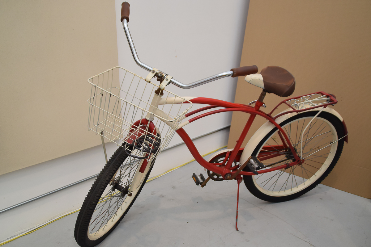 vintage huffy cruiser bike