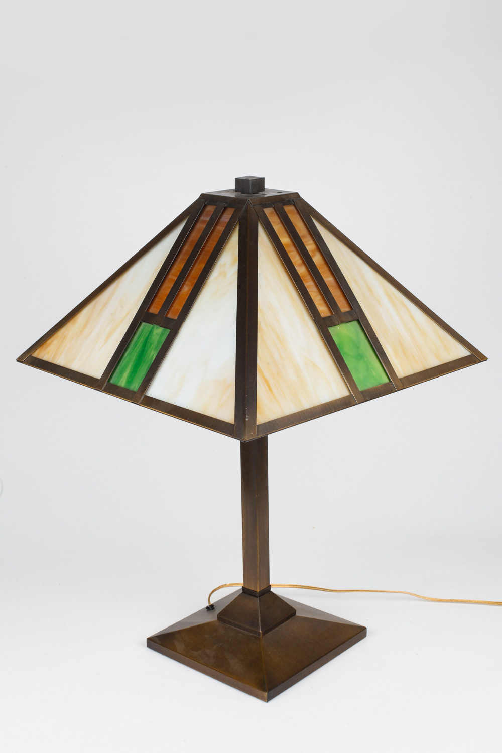 Arts and Crafts Movement Stained Glass Table Lamp EBTH