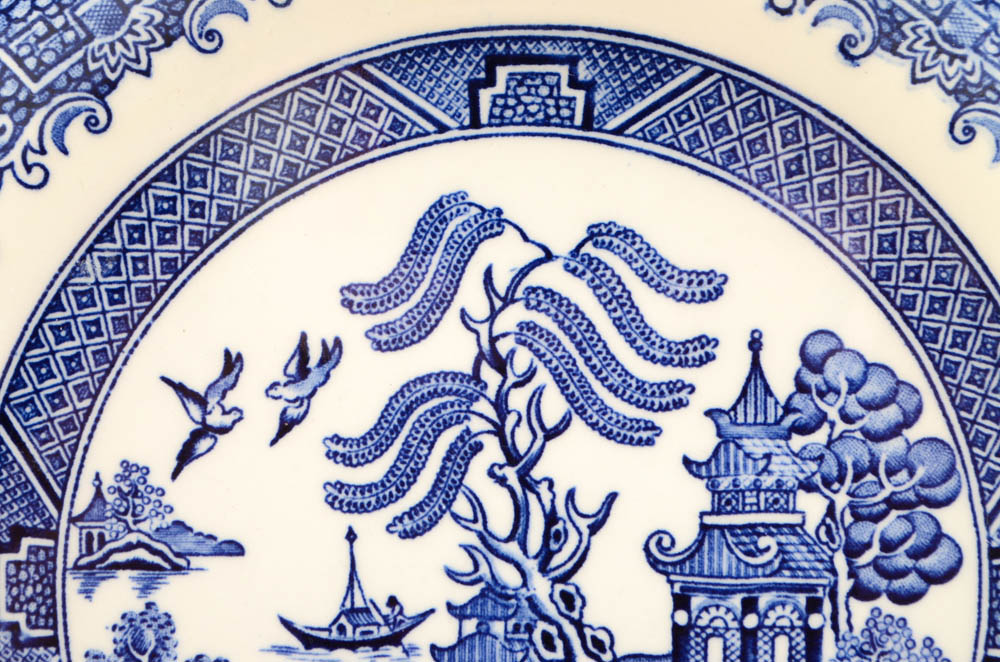 Six Bilton England Plates, Willow Pattern EBTH
