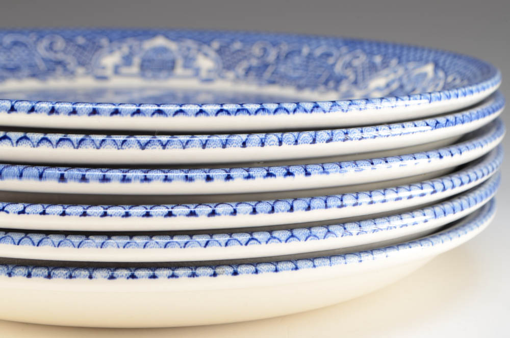 Six Bilton England Plates, Willow Pattern EBTH