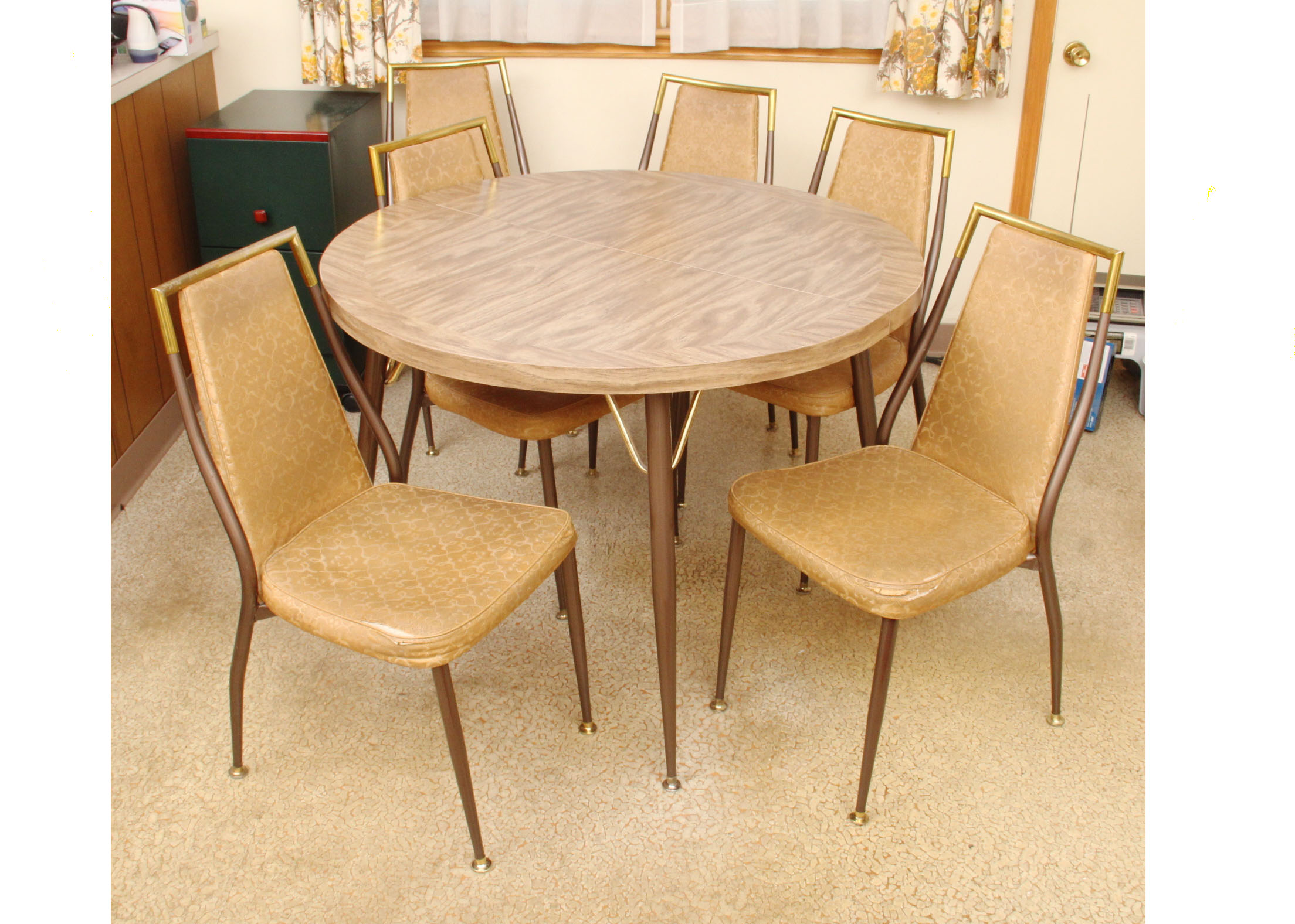 1960s Retro Kitchen Table And Chairs EBTH   IMG 0245.JPG