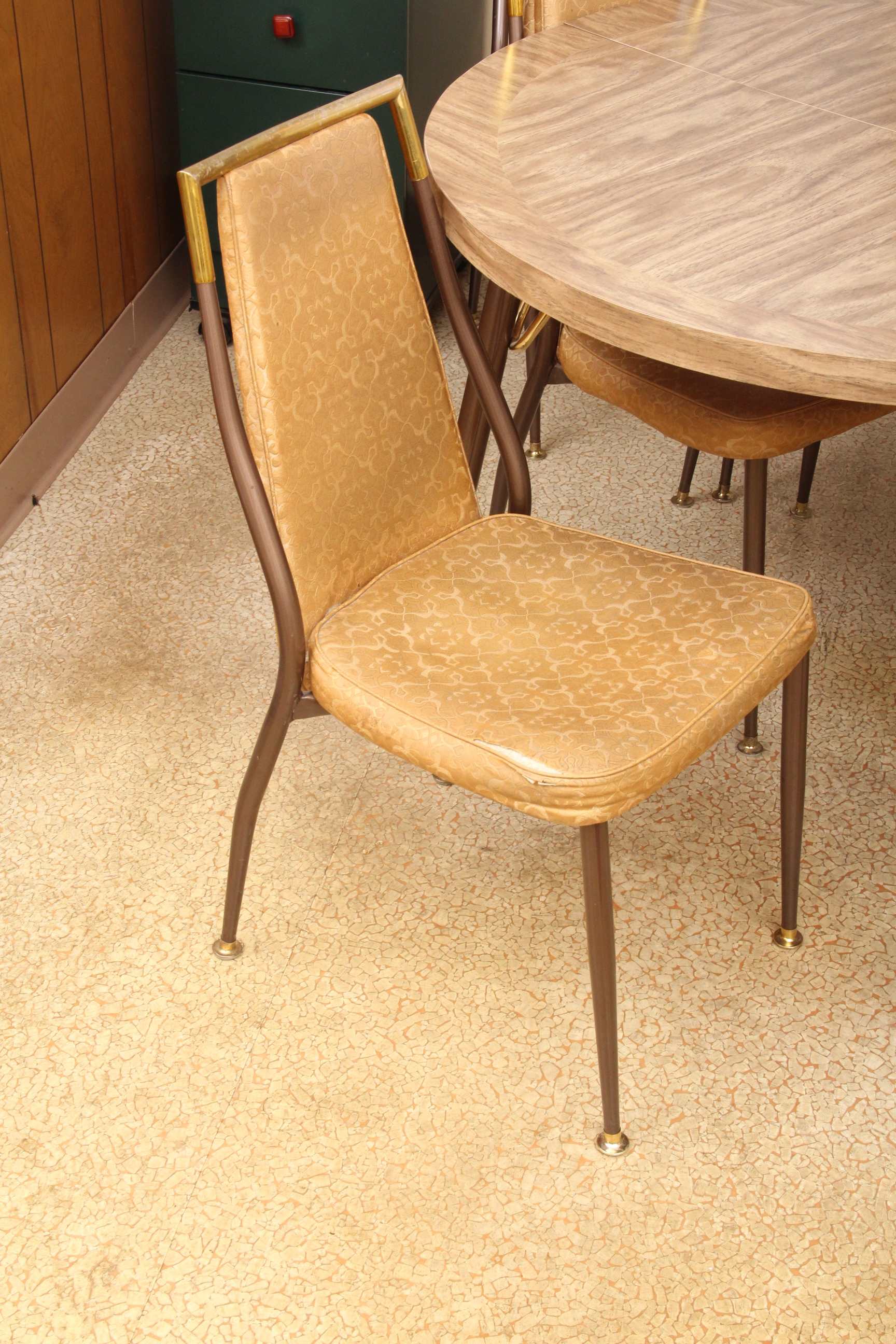 1960s Retro Kitchen Table and Chairs | EBTH