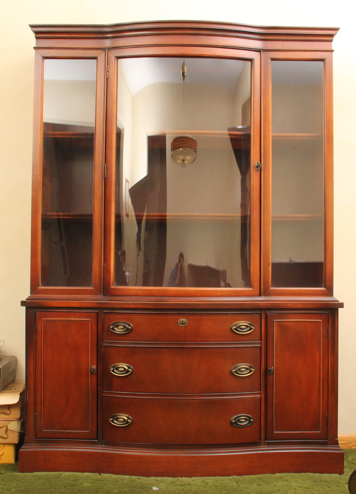 Vintage Bassett Furniture Mahogany Veneer China EBTH