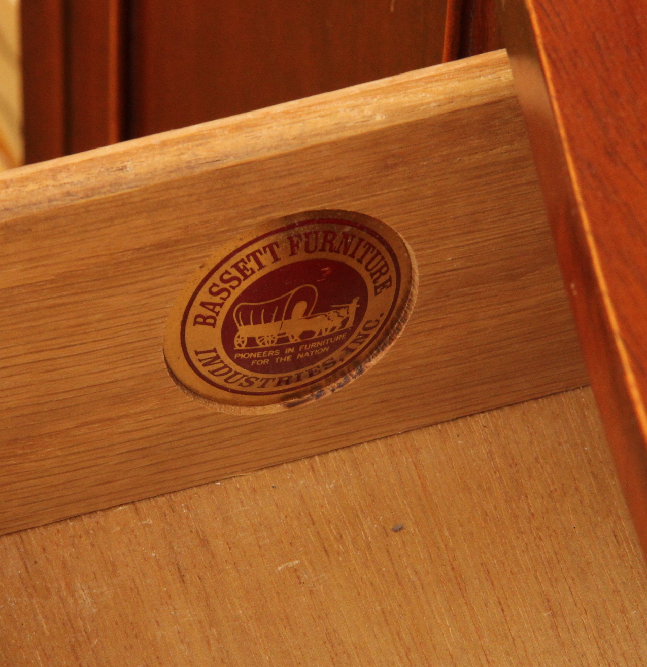 Vintage Bassett Furniture Mahogany Veneer China EBTH