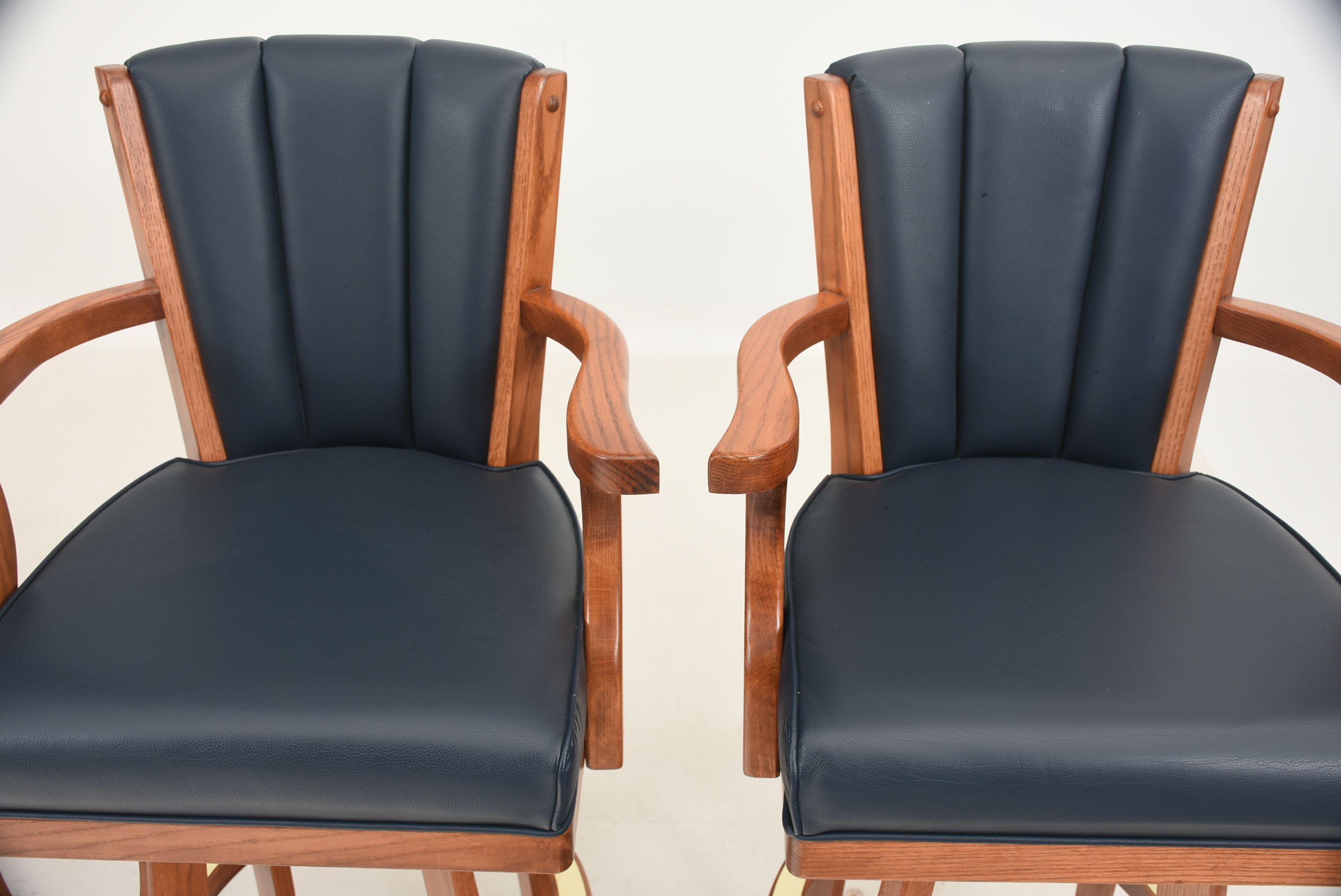 Four Beach Mfg. Bar Stools EBTH