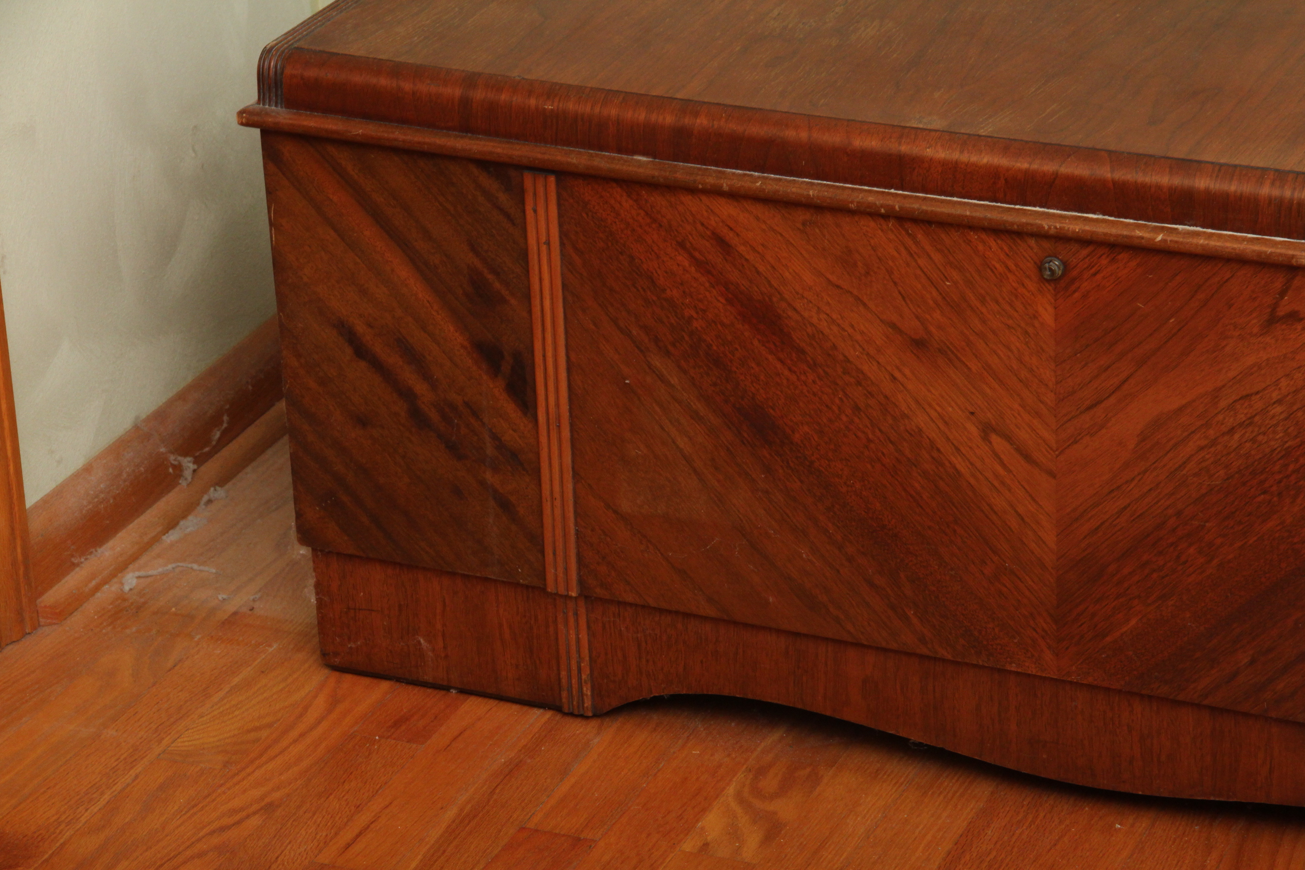 Vintage Virginia Maid Lane Cedar Lined Chest EBTH