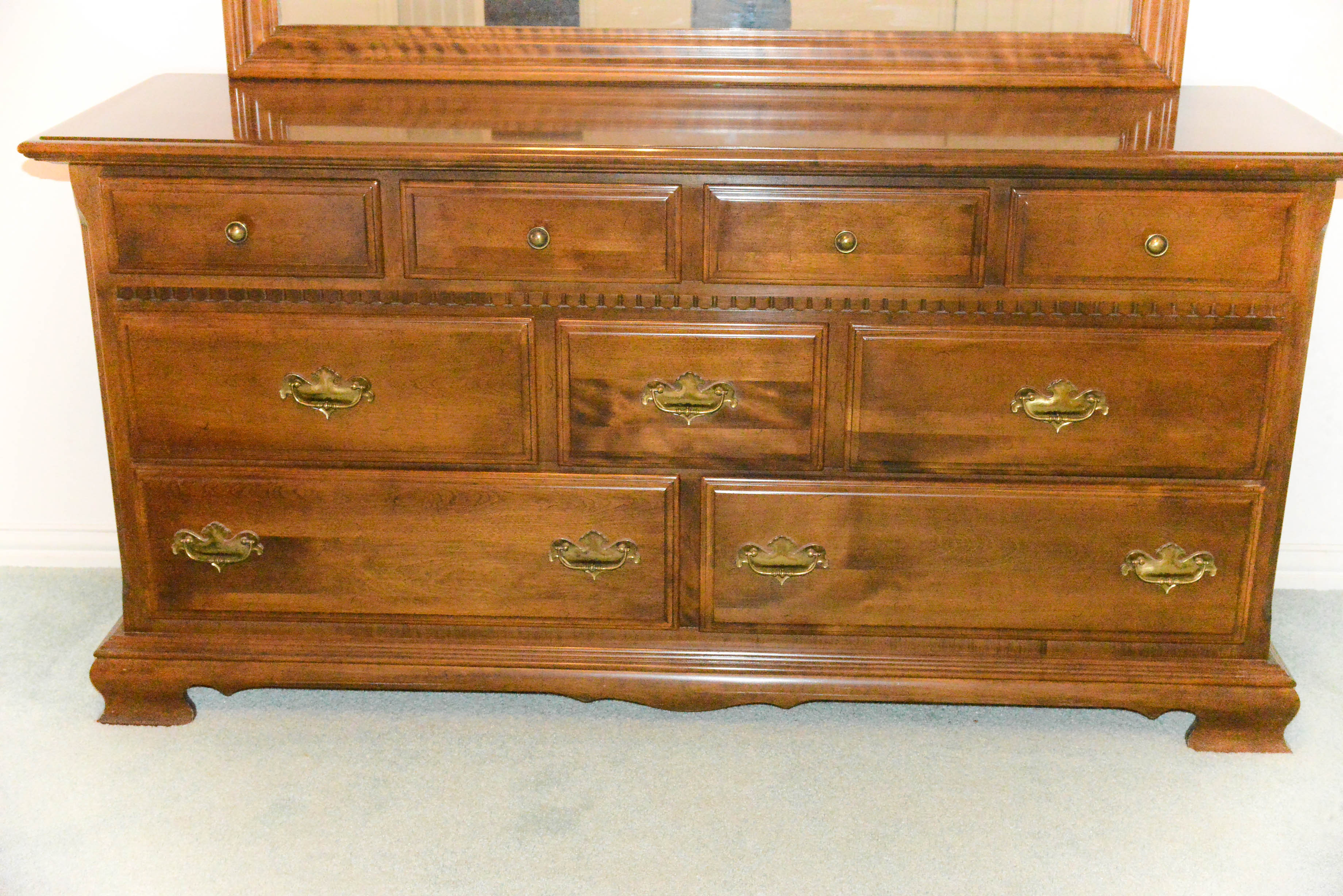 Ethan Allen Maple Dresser EBTH