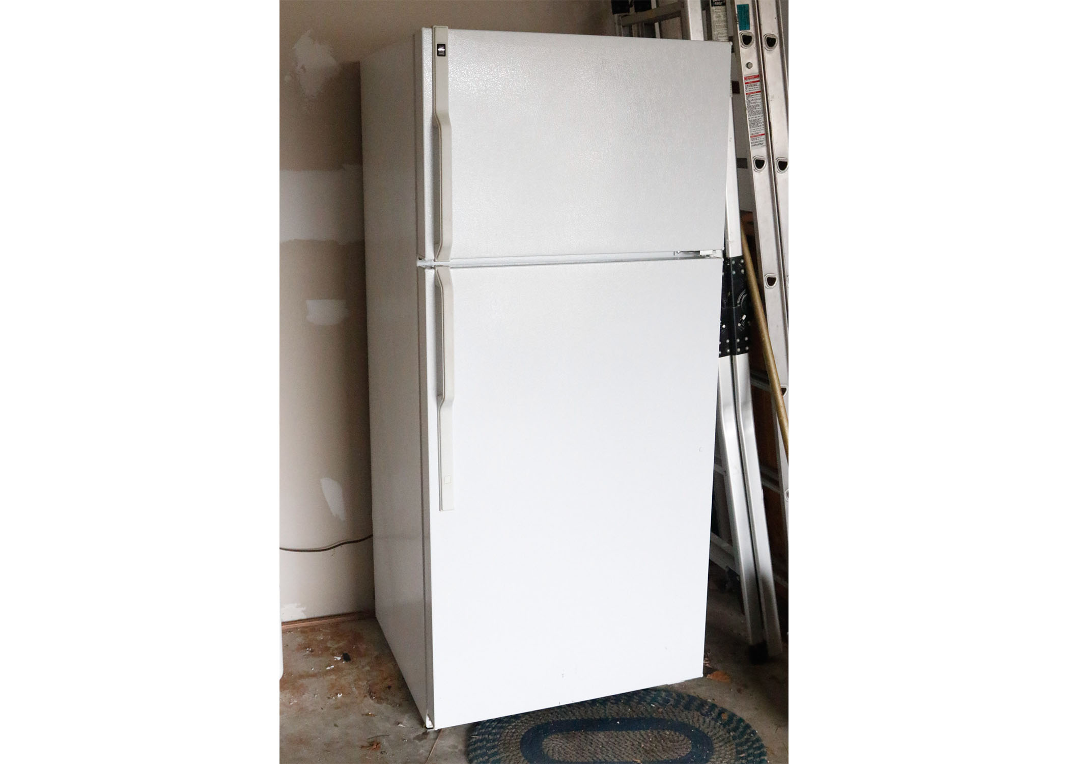 hotpoint refrigerator hts17gbserww