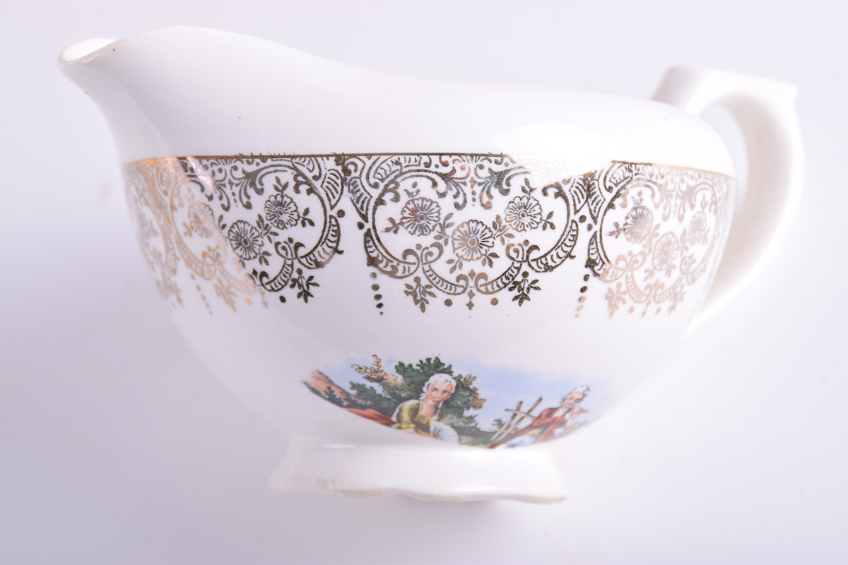 Vintage Royal Queen First Quality Original 22KT Gold Fine China EBTH