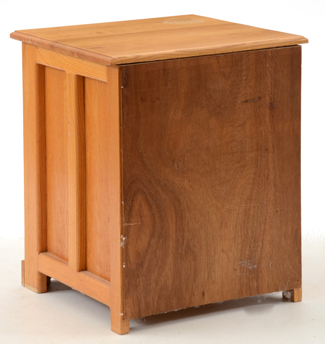 Oak Ice Box End Table EBTH