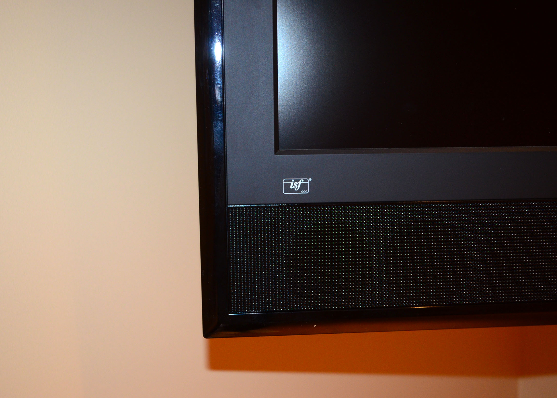 Runco WideVision Television EBTH