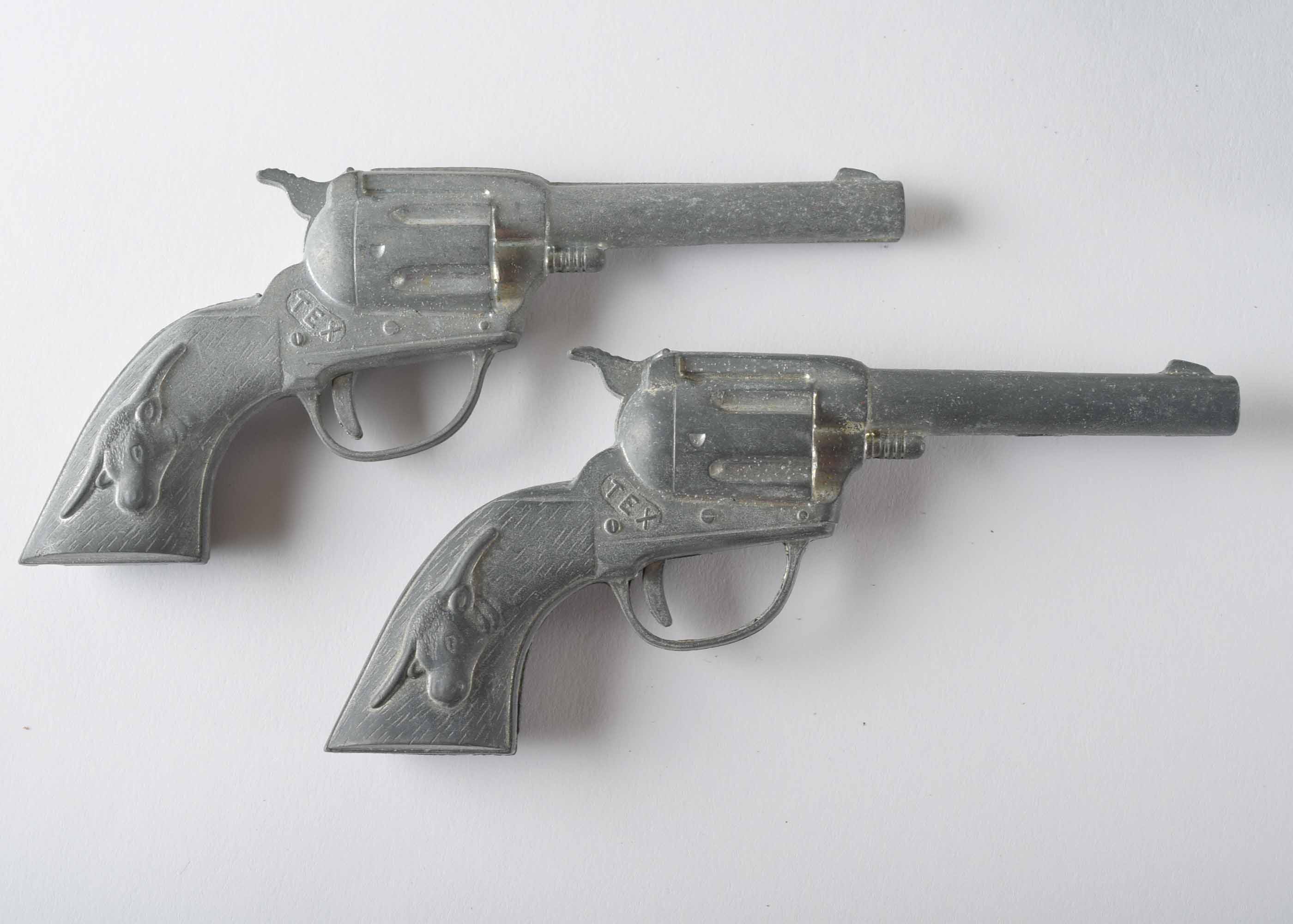 Collection of Vintage Toy Guns EBTH