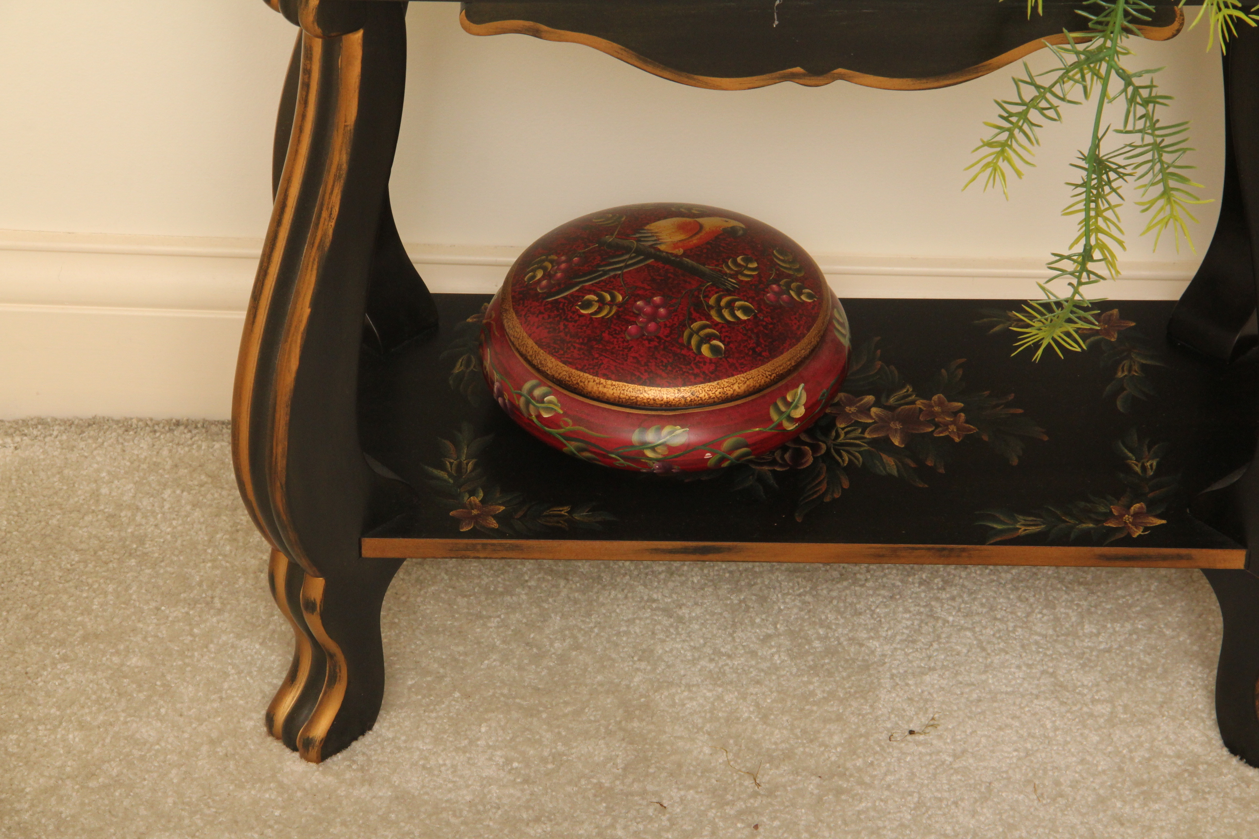 Hallway Accent Pieces EBTH