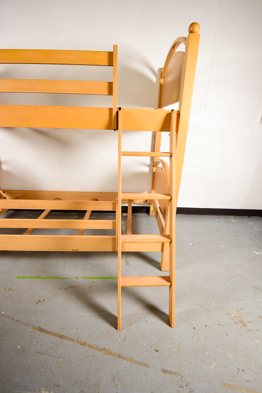 Ethan Allen Maple Bunk Beds EBTH