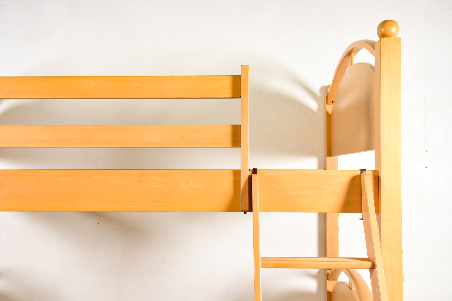 Ethan Allen Maple Bunk Beds EBTH