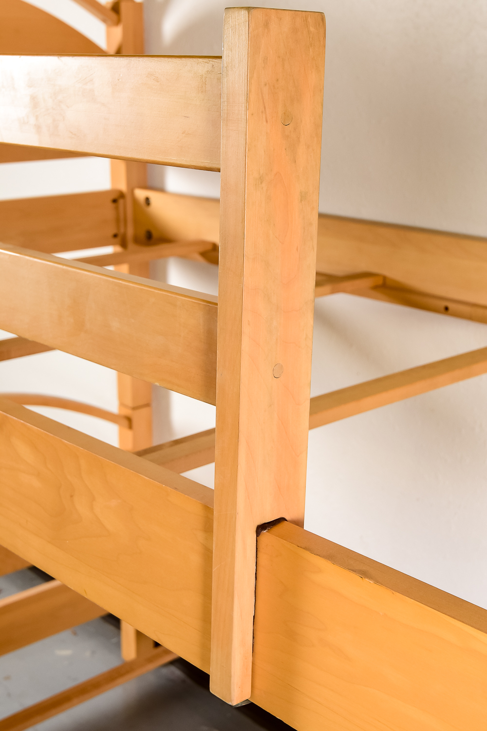 Ethan Allen Maple Bunk Beds EBTH