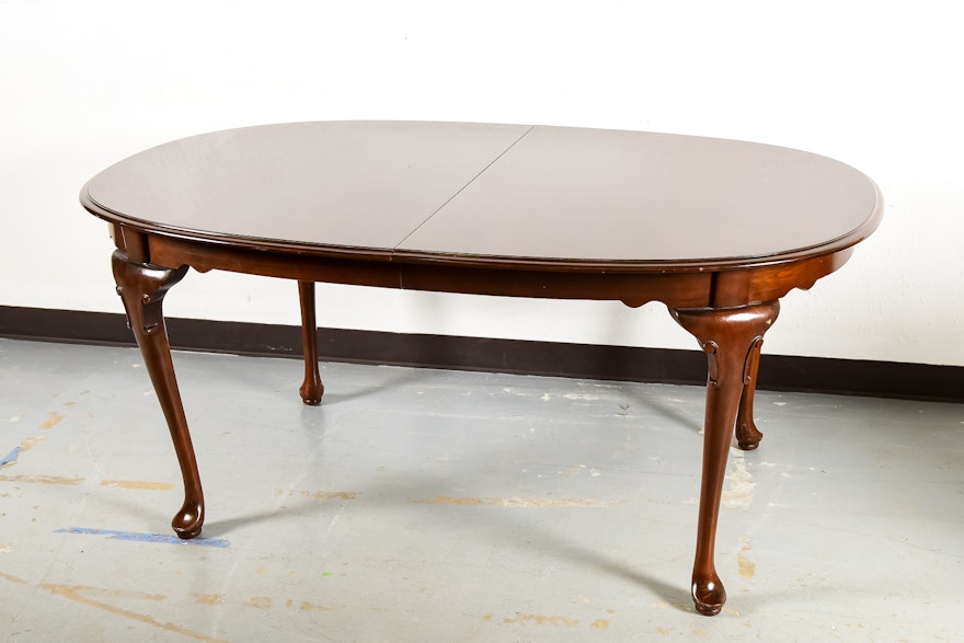 Ethan Allen Oval Dining Room Pedestal Table