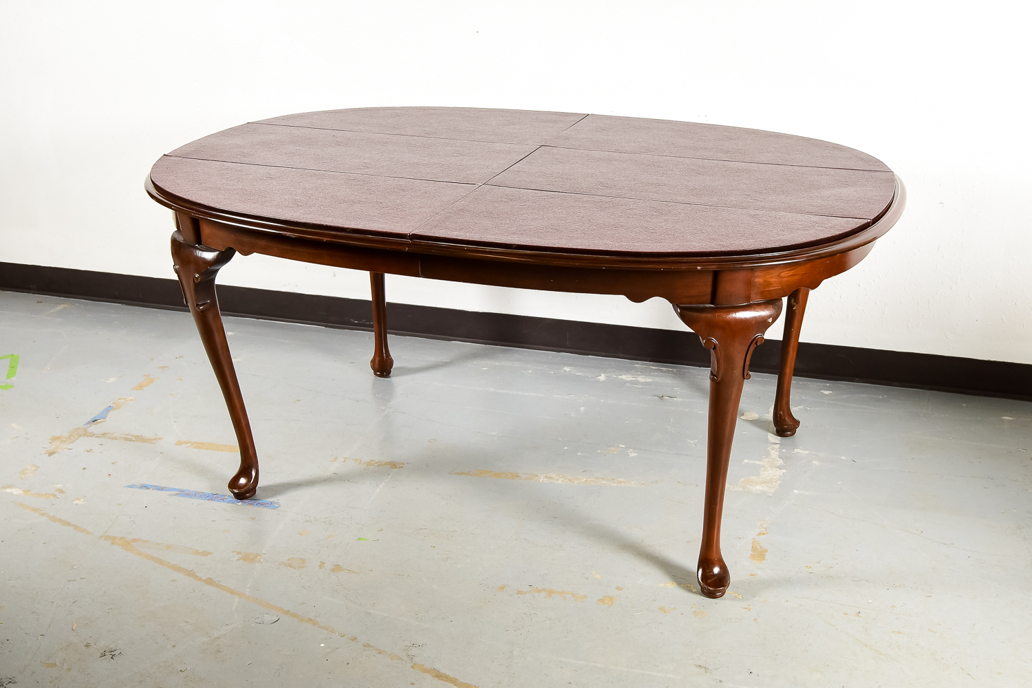 Ethan Allen Oval Dining Room Table EBTH