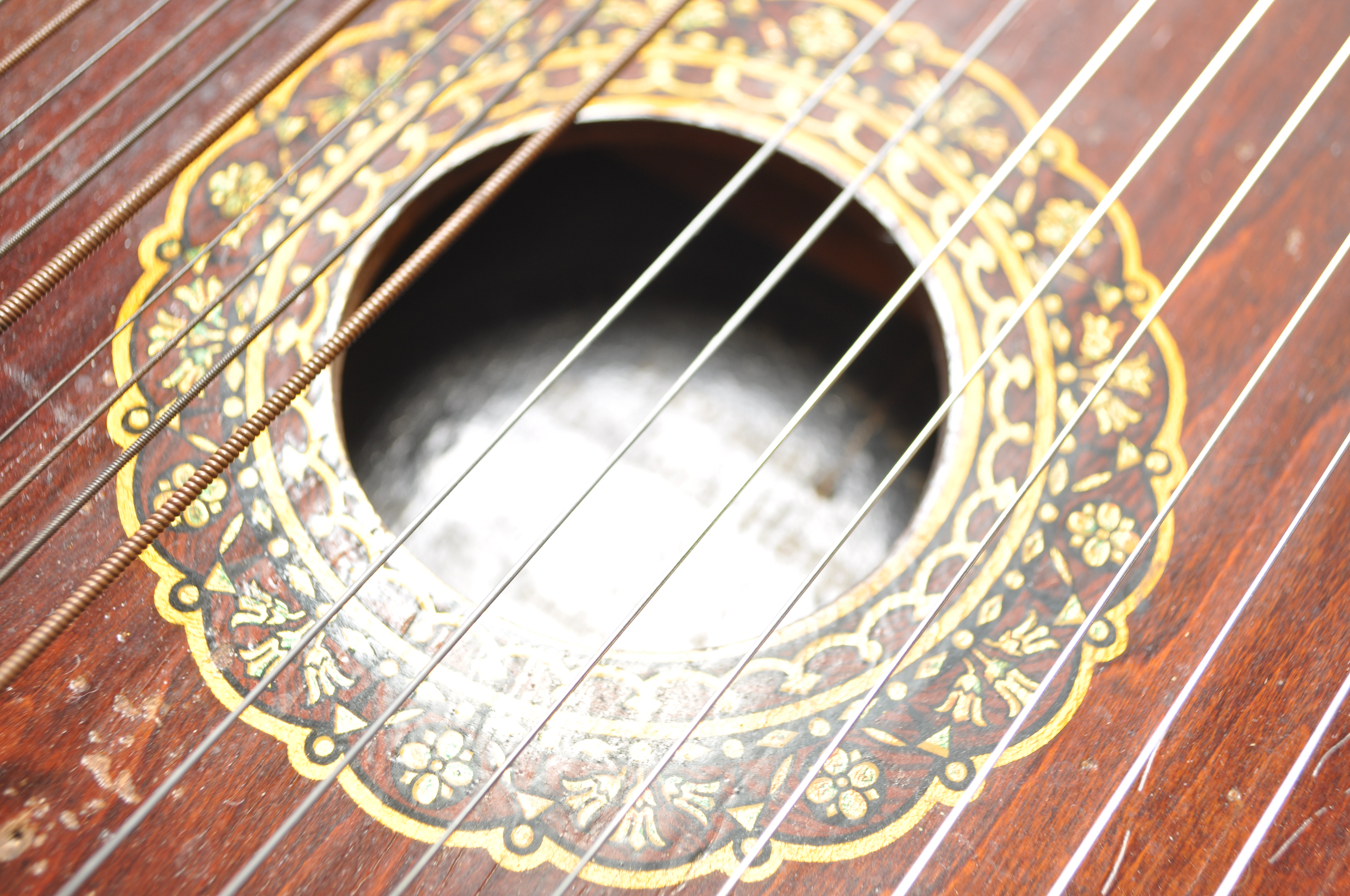 Vintage Hawaiian Mandolin Harp EBTH