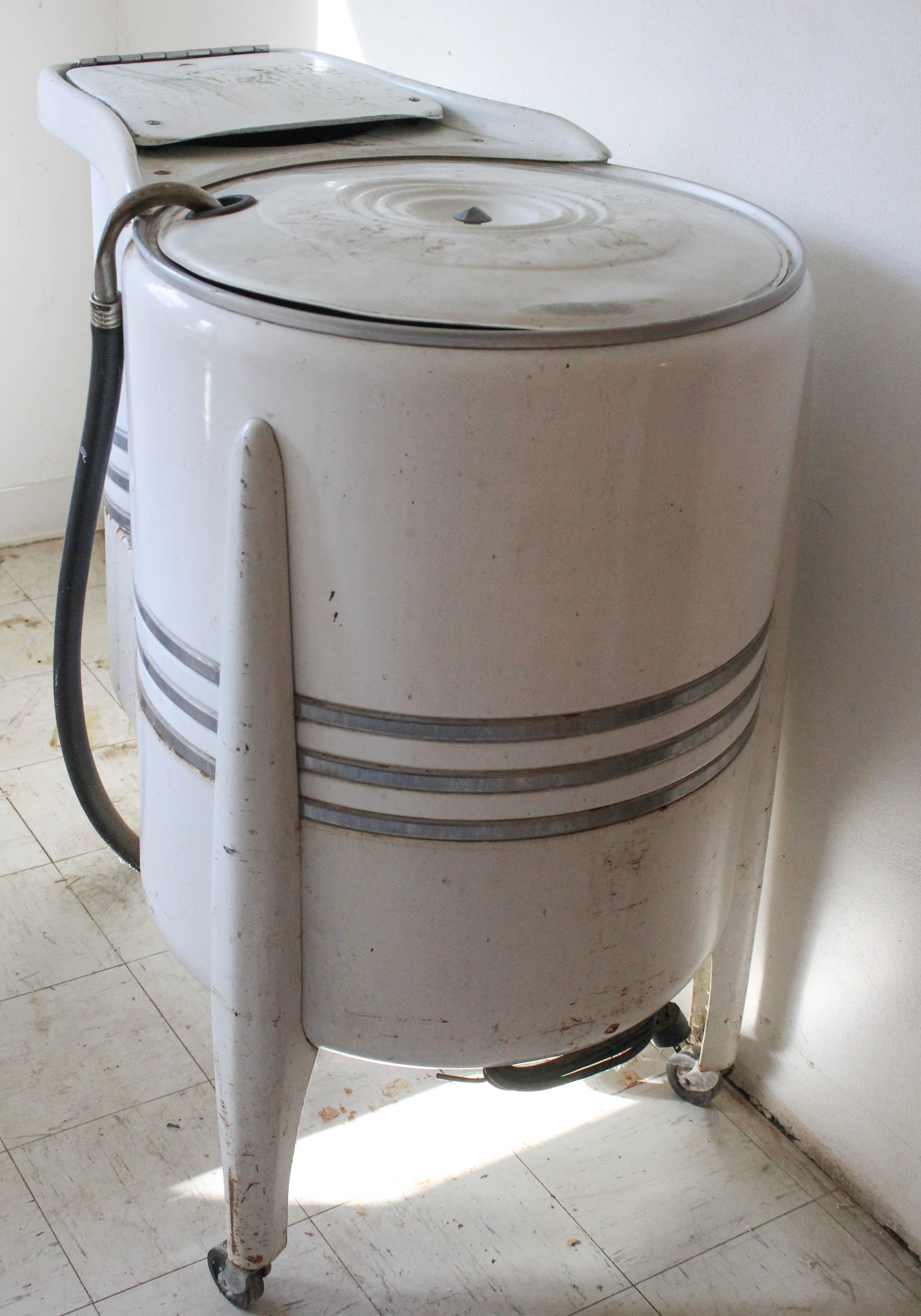Vintage Washing Machine EBTH