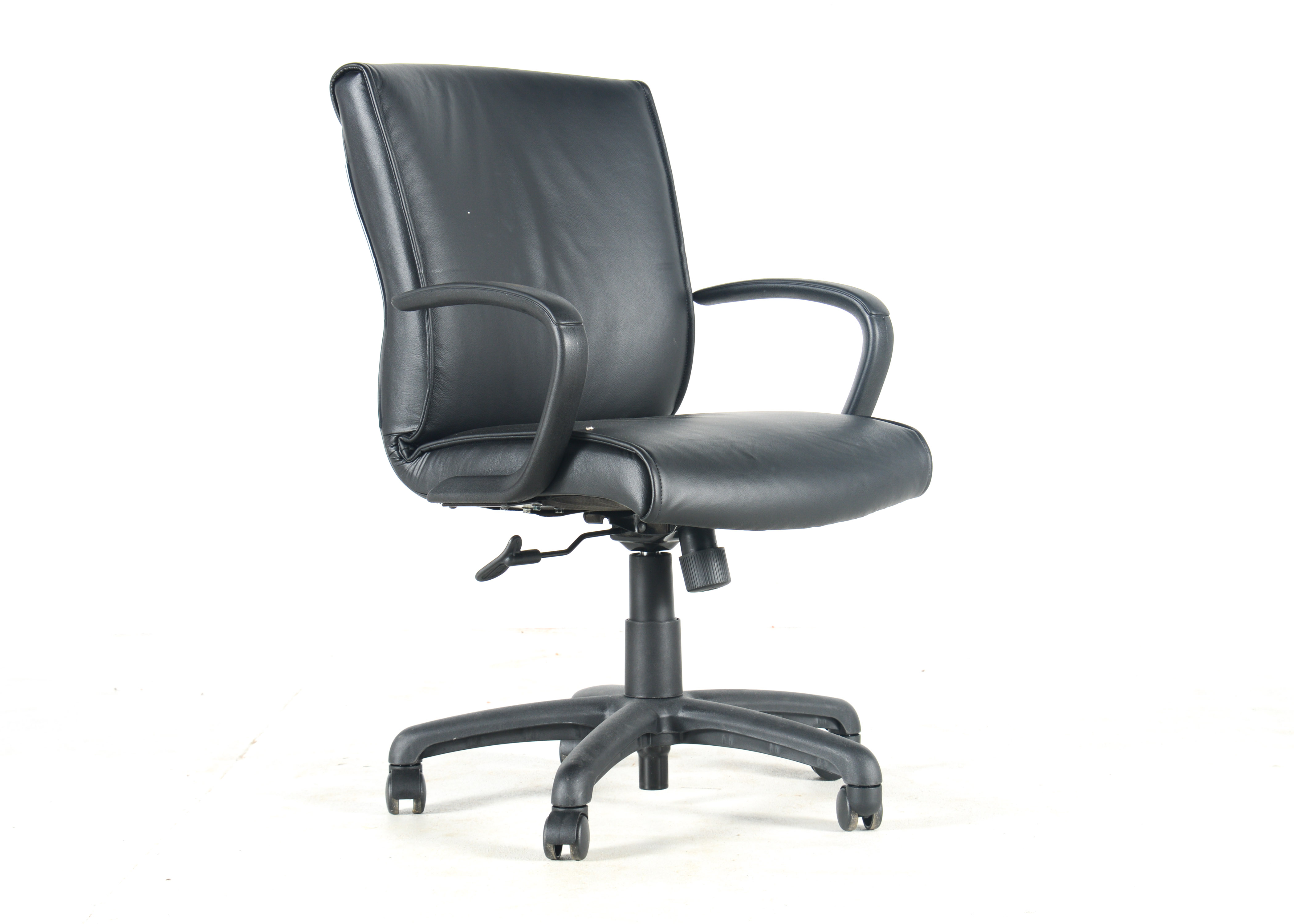 Black Vinyl Rolling Desk Chair by Paoli Inc. EBTH