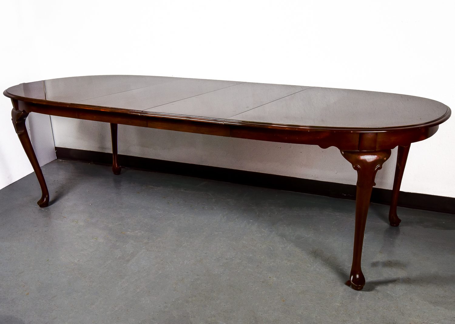 Ethan Allen Oval Dining Room Table EBTH