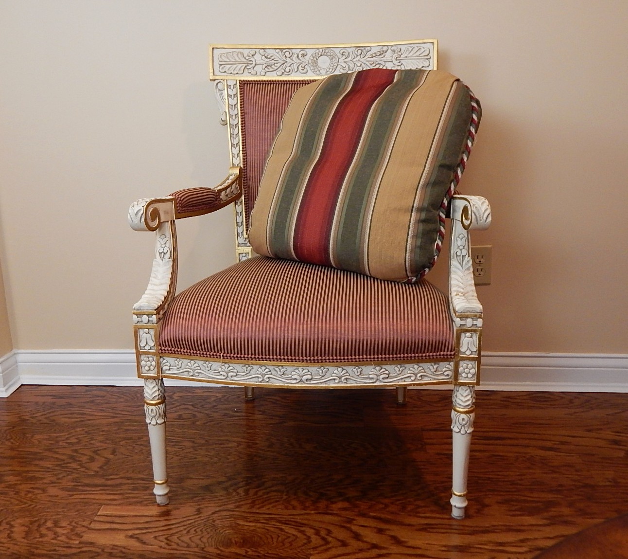 Beautiful Henredon French Fauteuil Chair EBTH