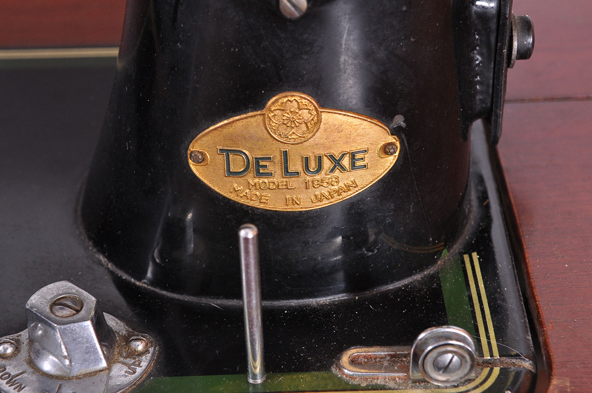 Ambassador DeLuxe Model 1953 Console Sewing Machine EBTH