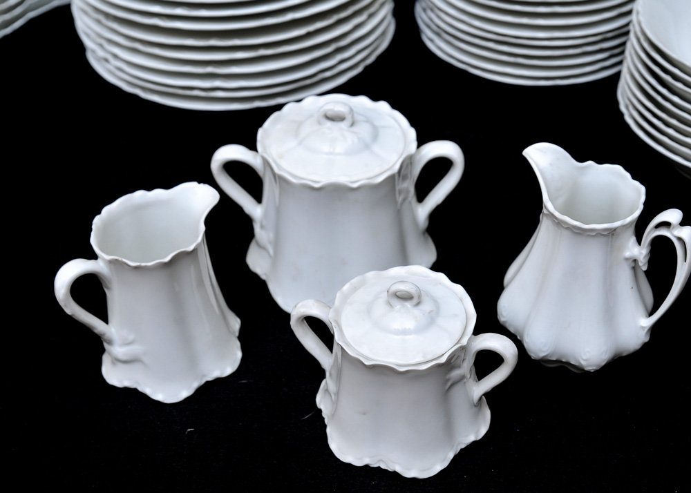 Haviland & Co. Limoges "Ranson" White China Set EBTH