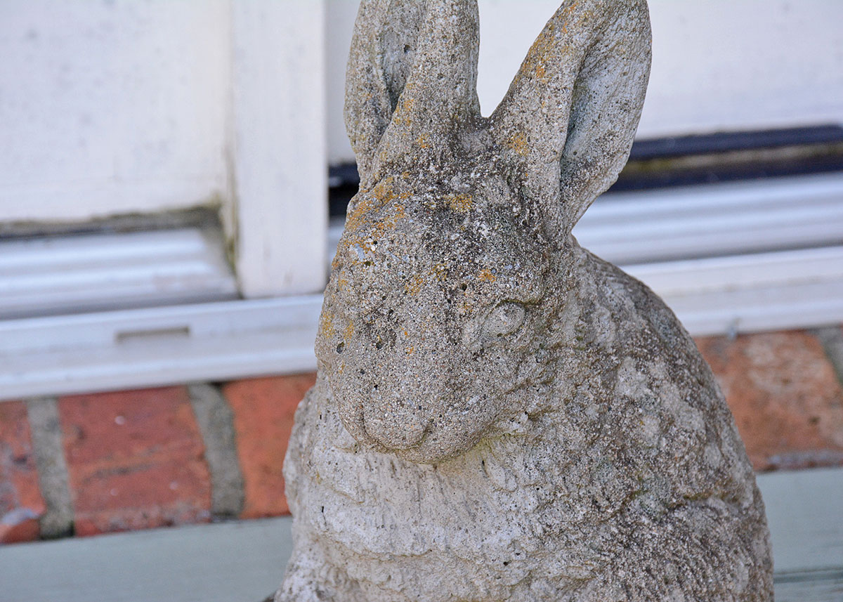 Aged Concrete Cast Rabbit Lawn Ornament EBTH