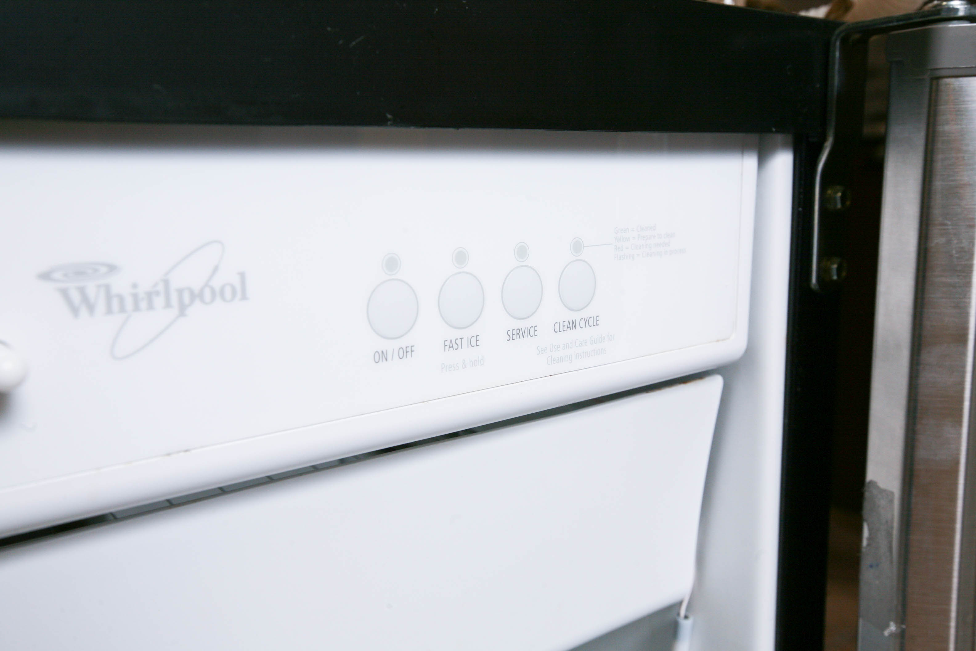 Whirlpool Gold Ice Maker EBTH