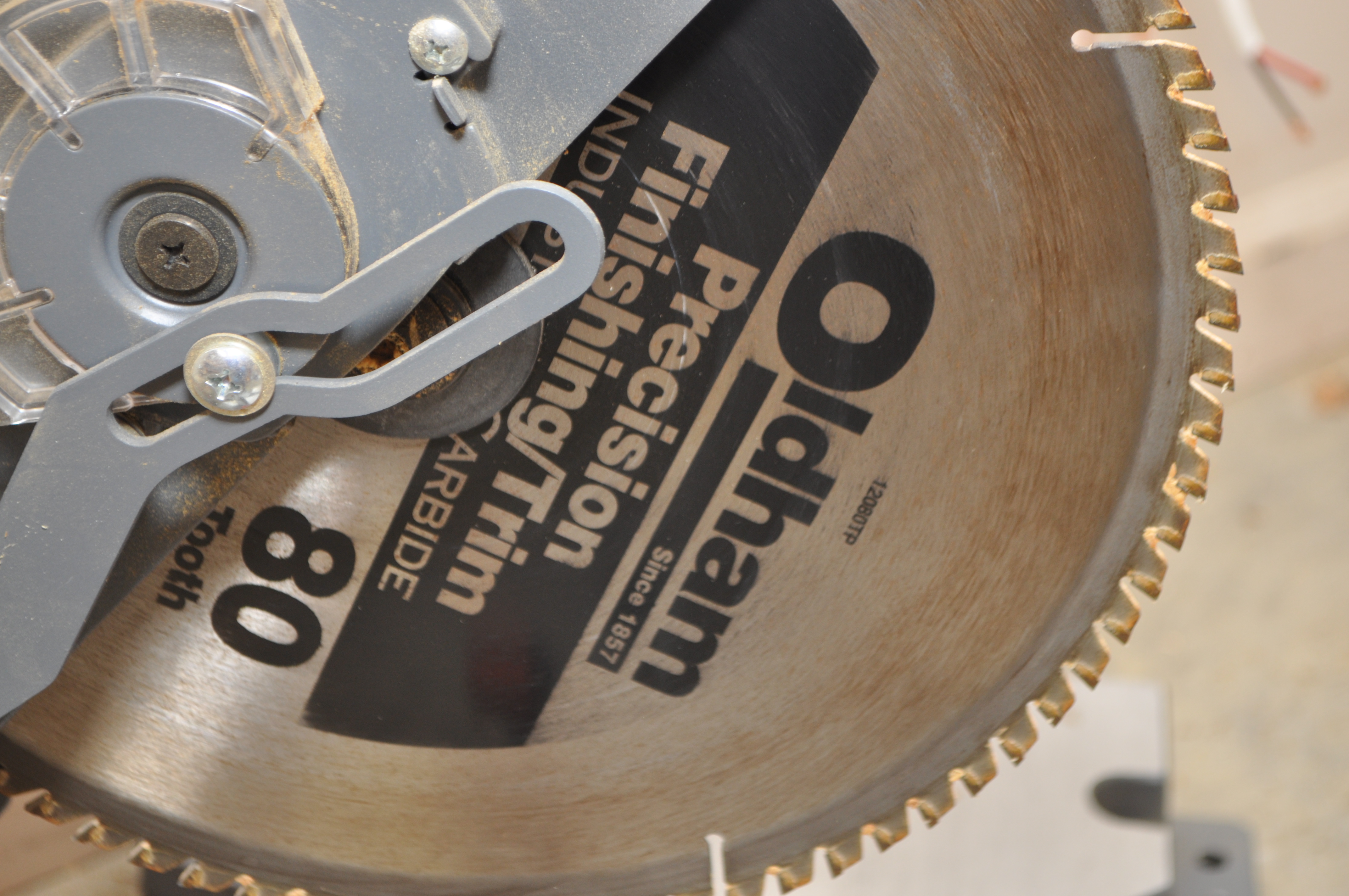 Ridgid 12inch Compound Miter Saw With Exactline Adjustable Laser EBTH