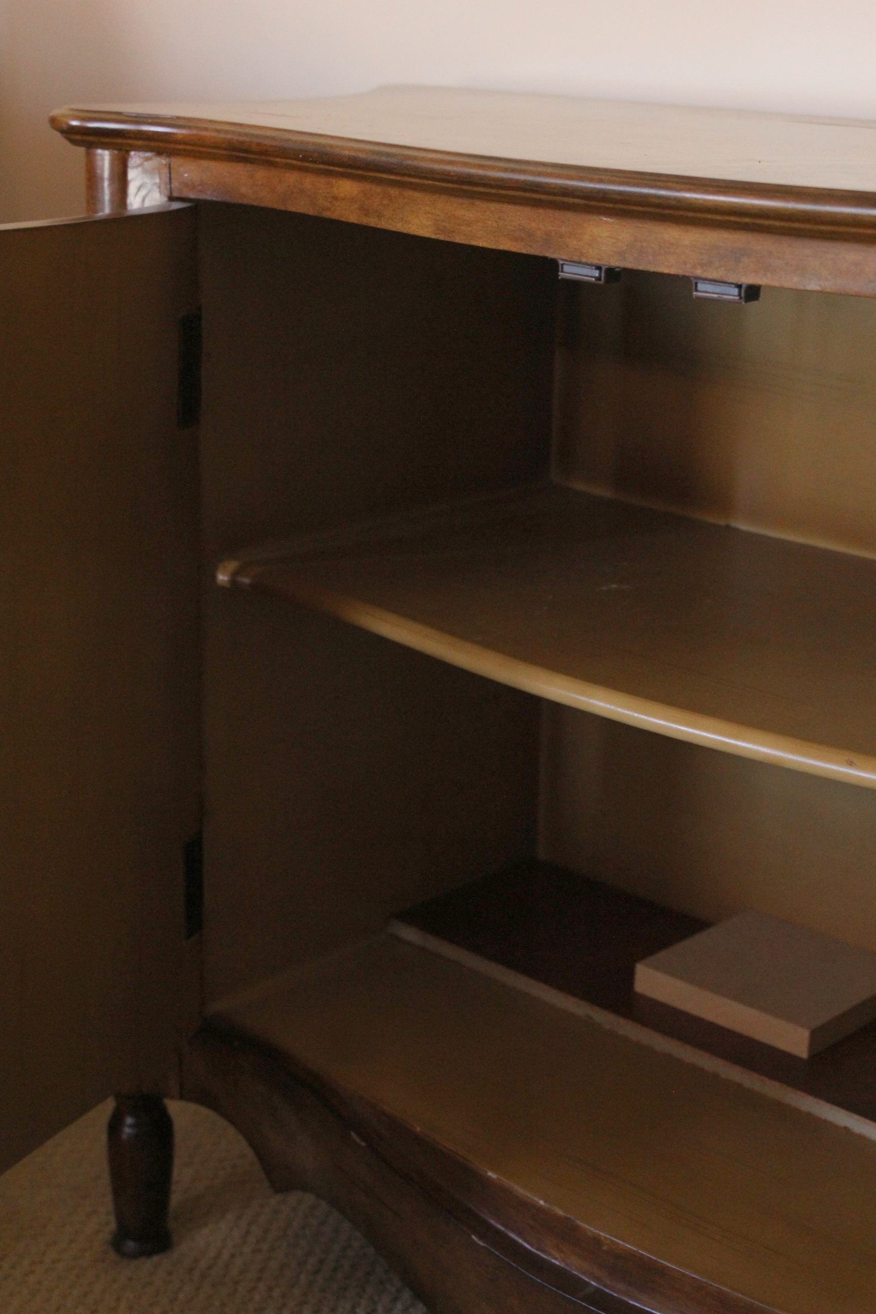 Painted Wood Veneer Side EBTH