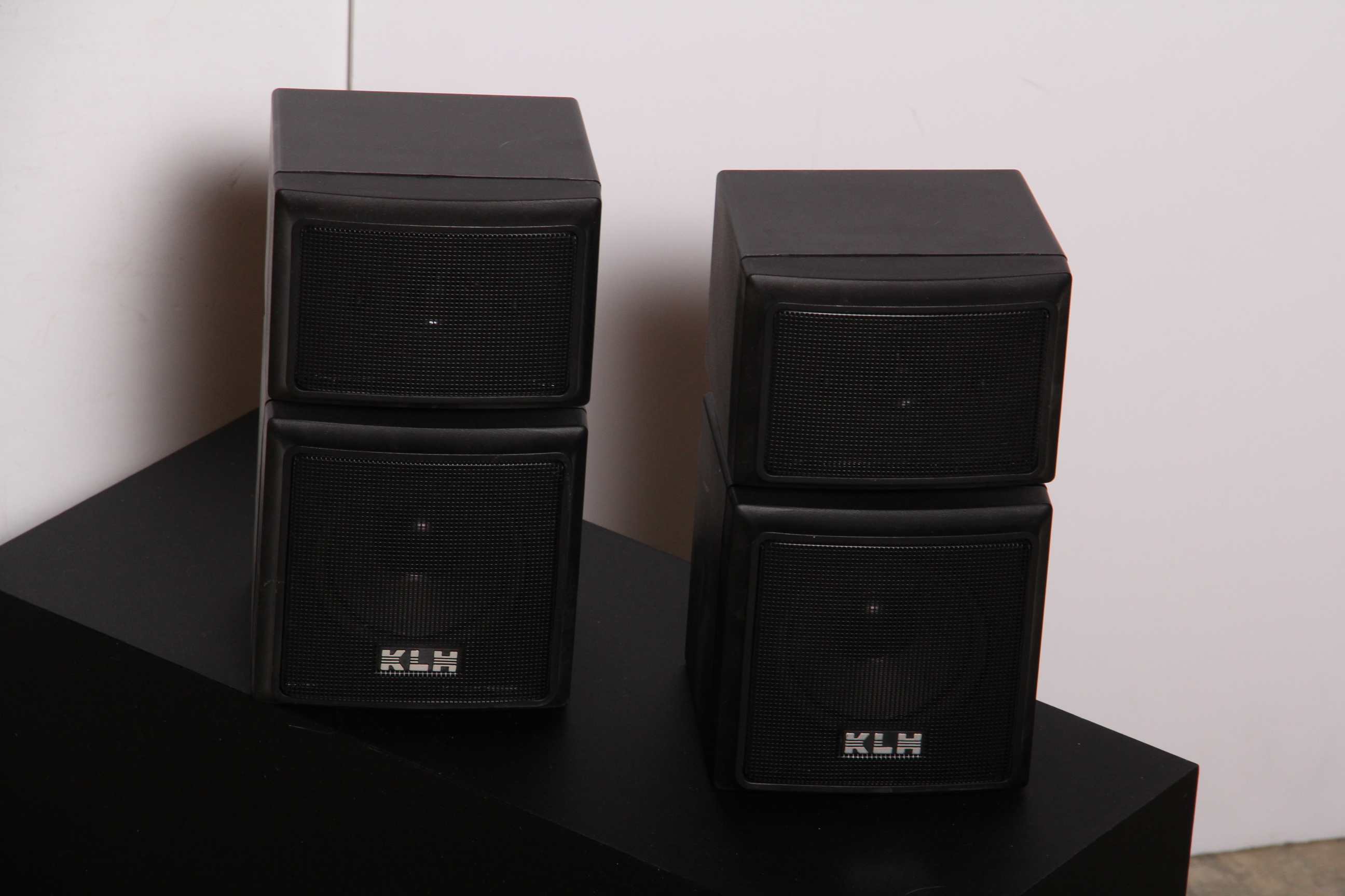 KLH Stereo Speakers and Subwoofer EBTH