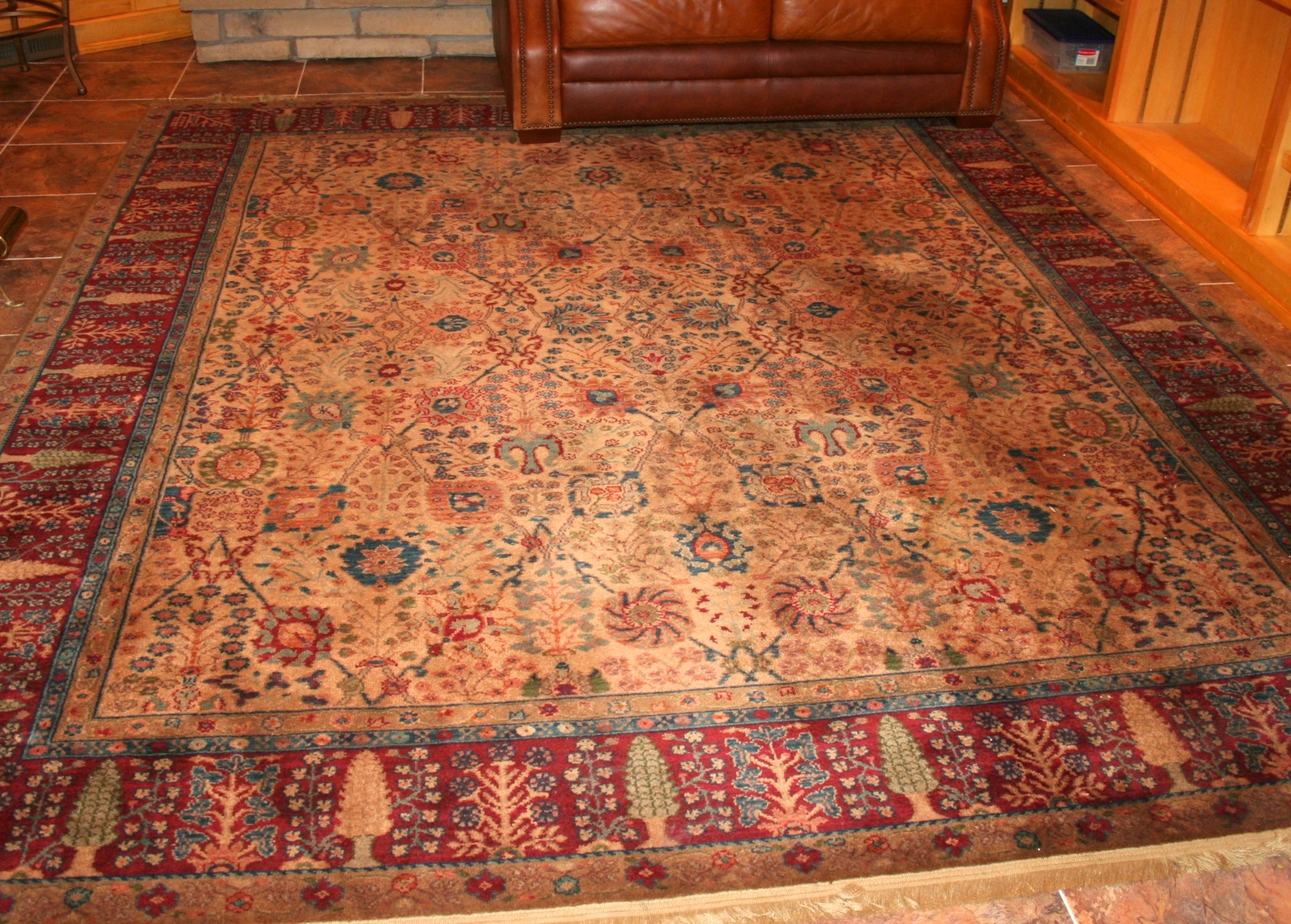 Karastan "Persian Vase" Wool Area Rug EBTH