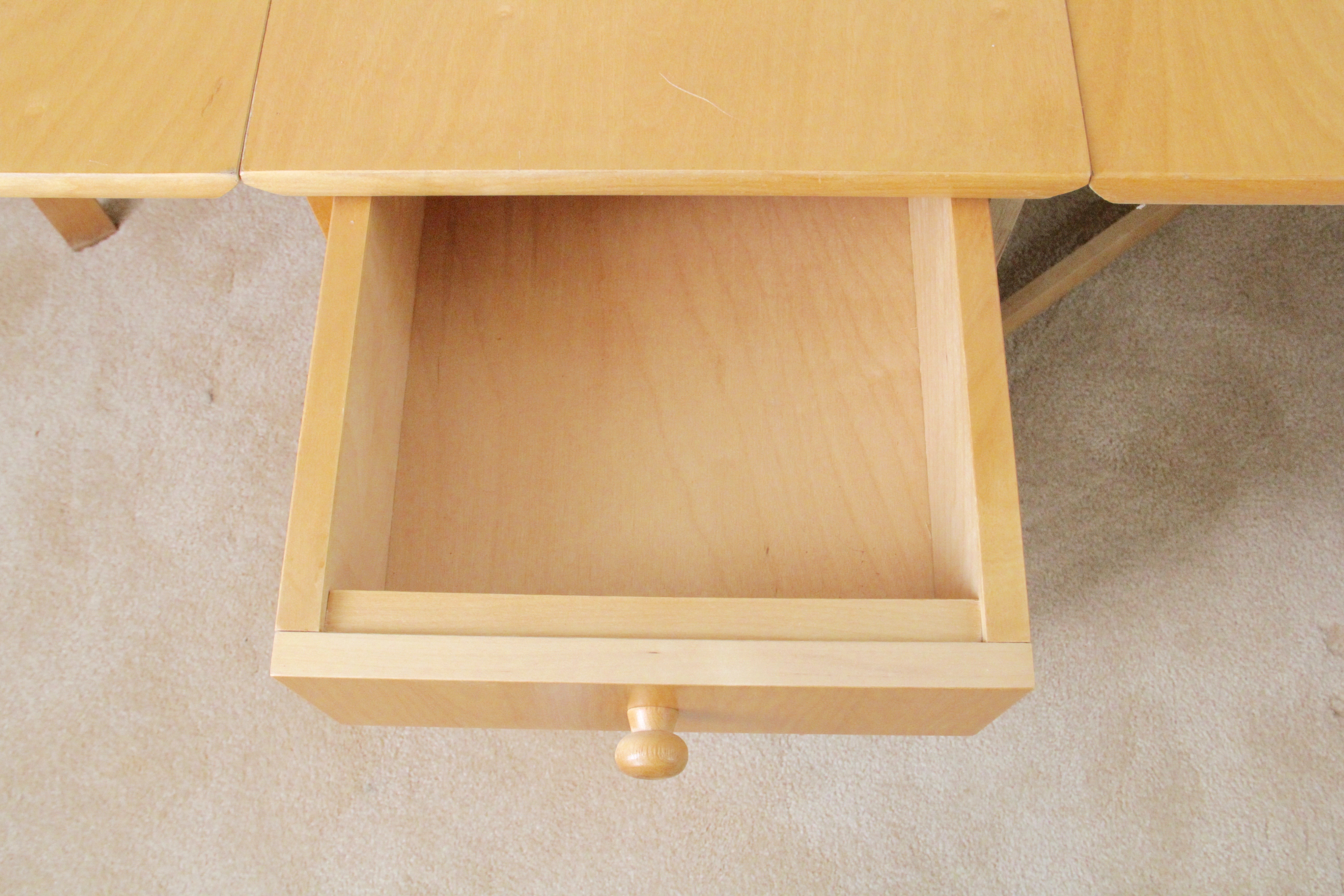 Vintage Hideaway Dining Table and Chairs Set EBTH