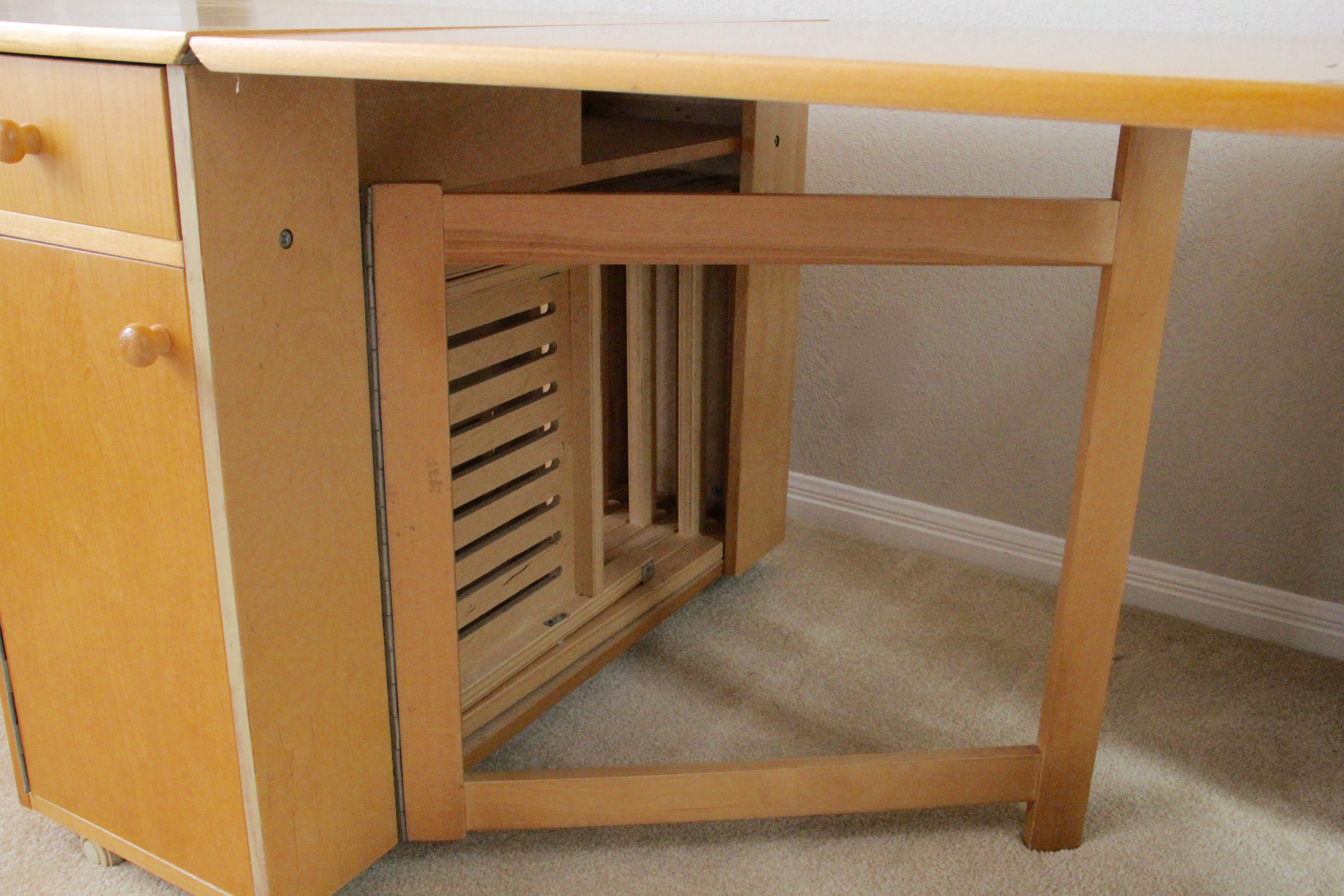 Vintage Hideaway Dining Table and Chairs Set EBTH