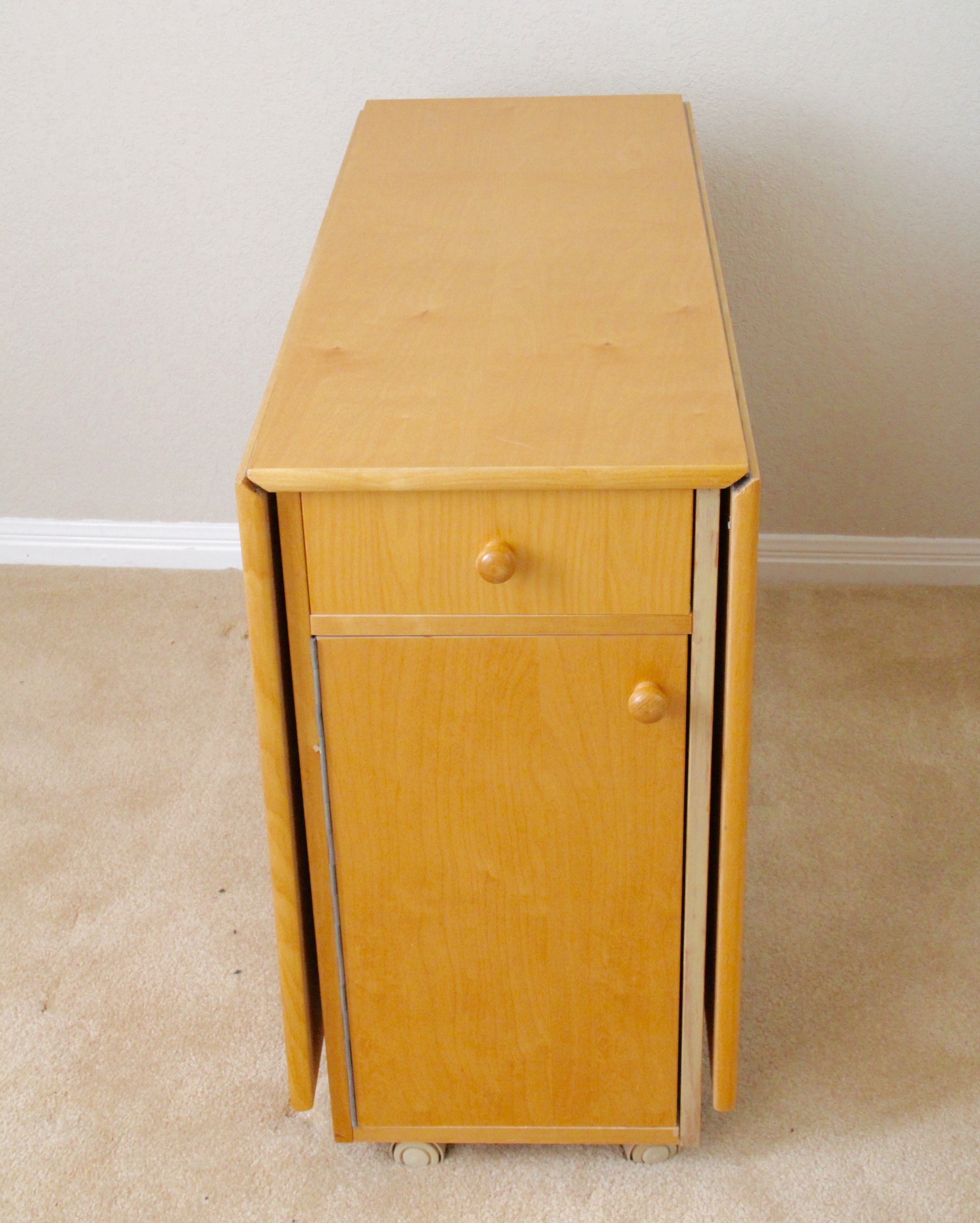 Vintage Hideaway Dining Table and Chairs Set EBTH