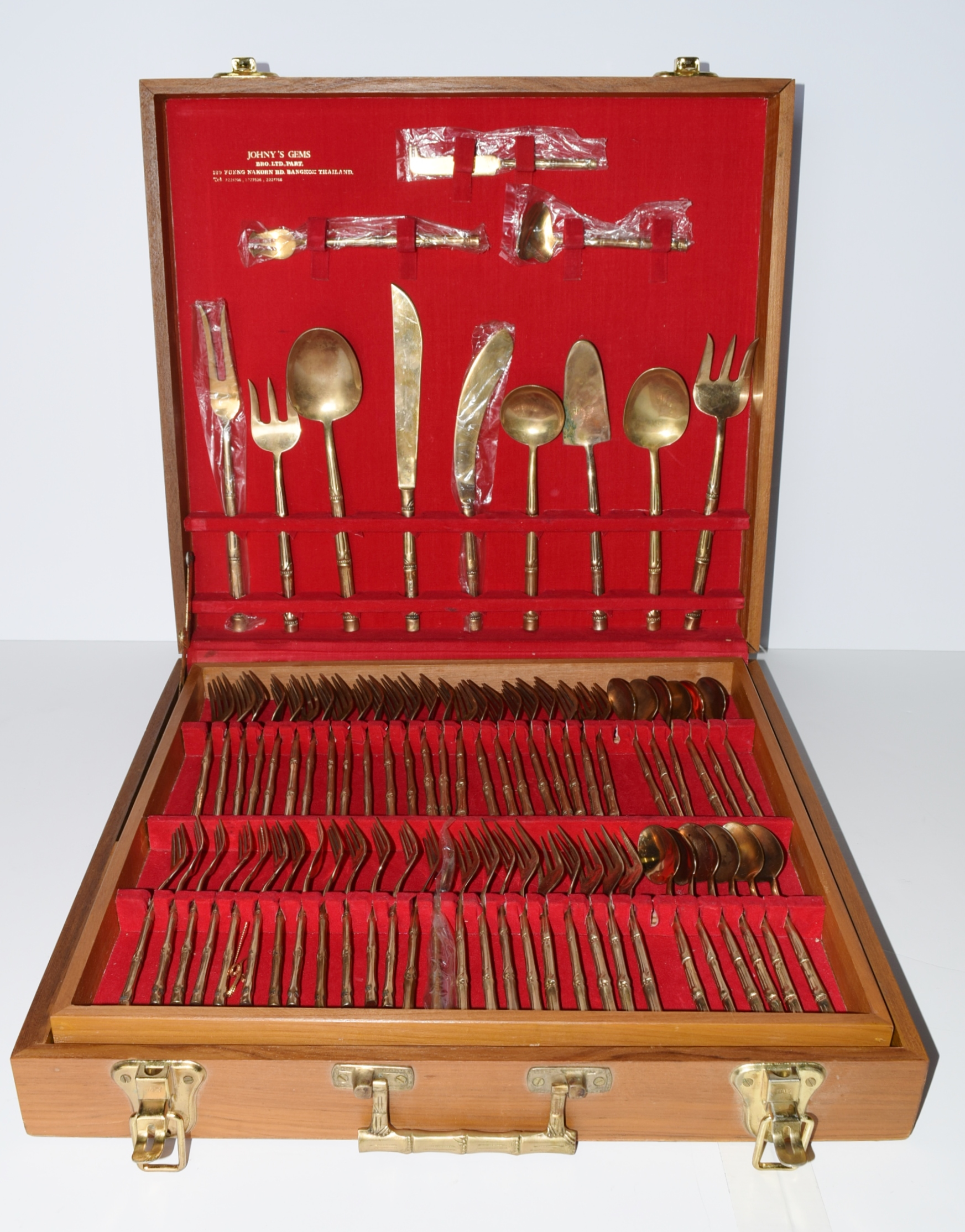 Nickel Bronze 142Piece Vintage Flatware in Case from Thailand EBTH