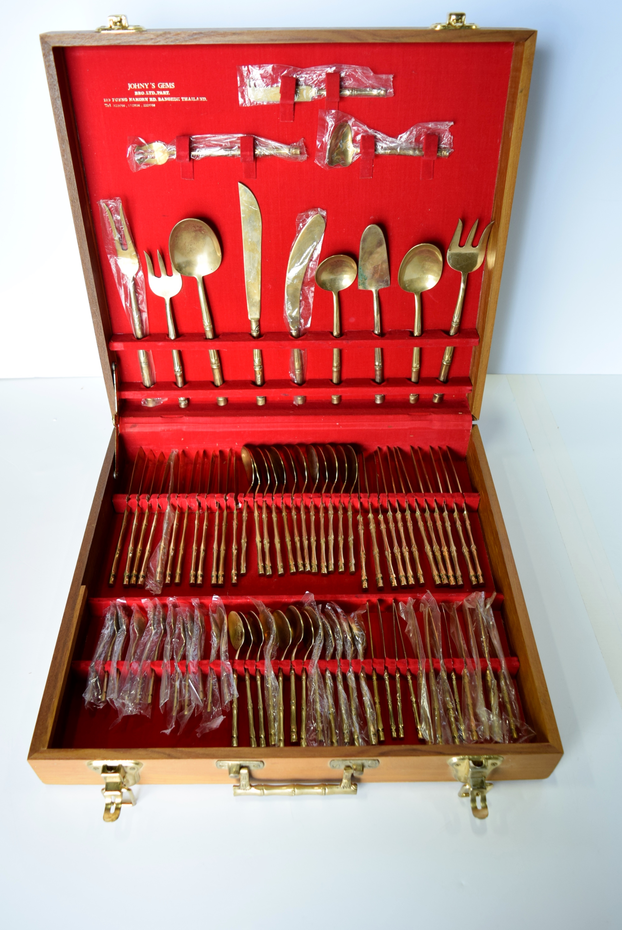 Nickel Bronze 142Piece Vintage Flatware in Case from Thailand EBTH