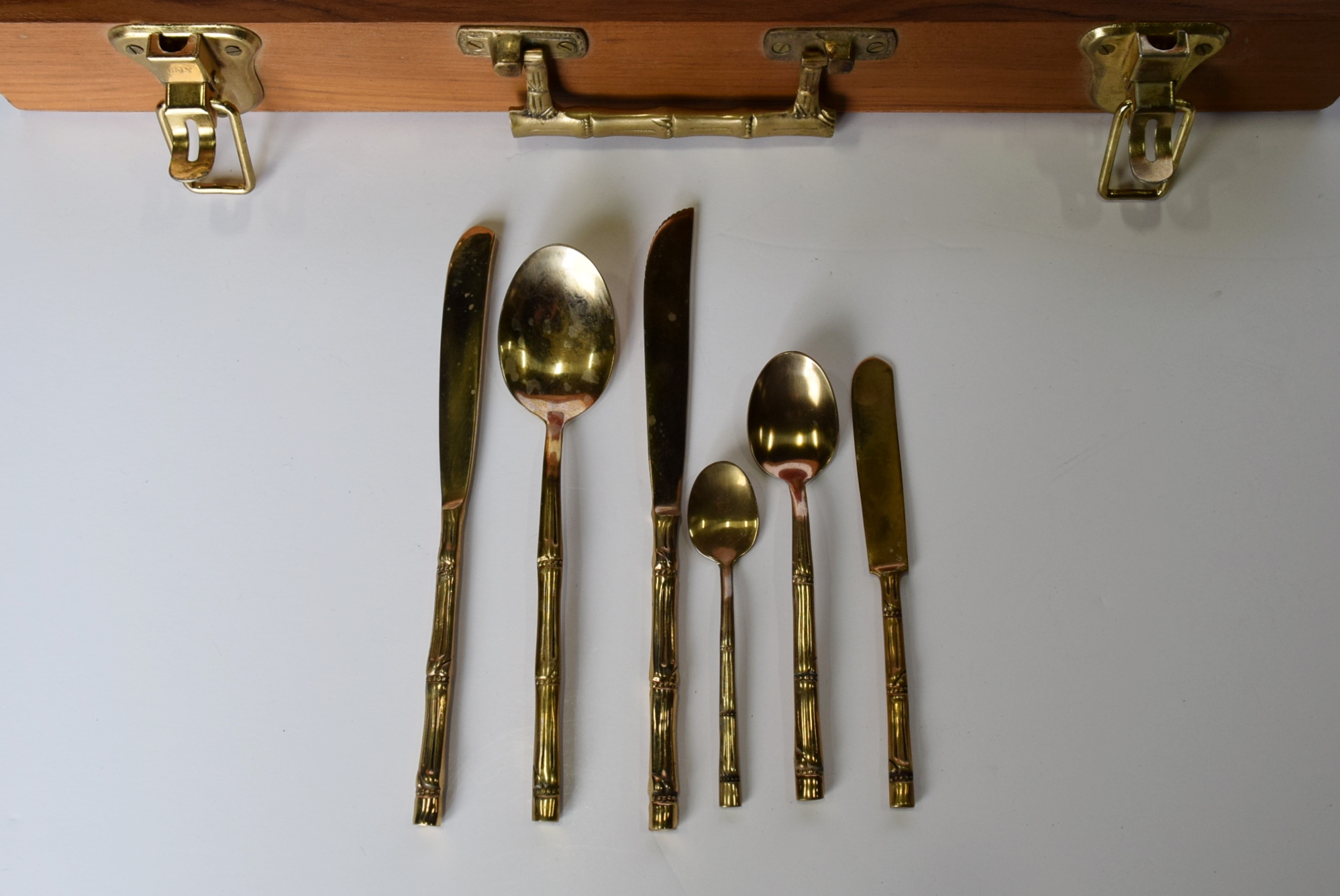 Nickel Bronze 142Piece Vintage Flatware in Case from Thailand EBTH