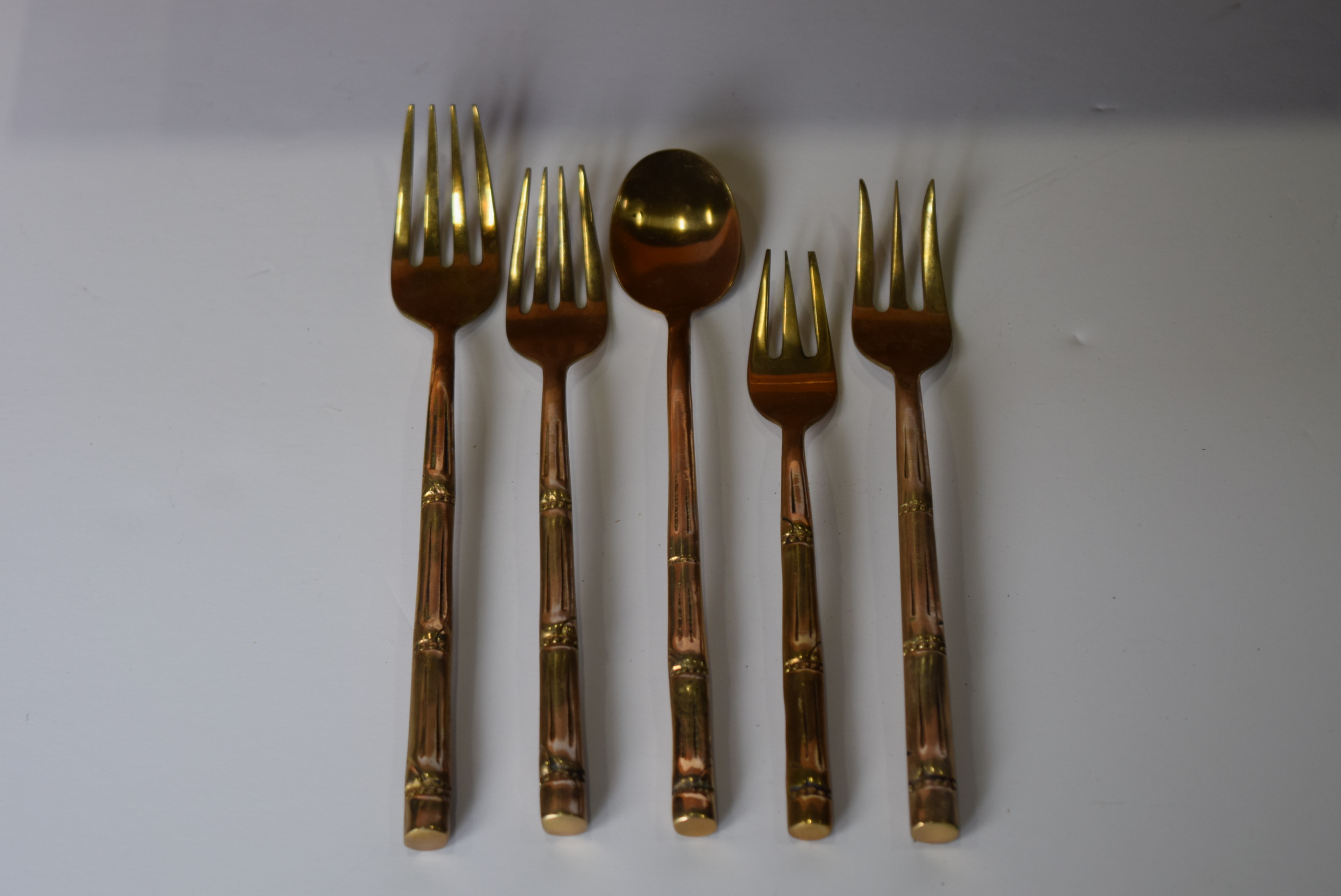 Nickel Bronze 142Piece Vintage Flatware in Case from Thailand EBTH